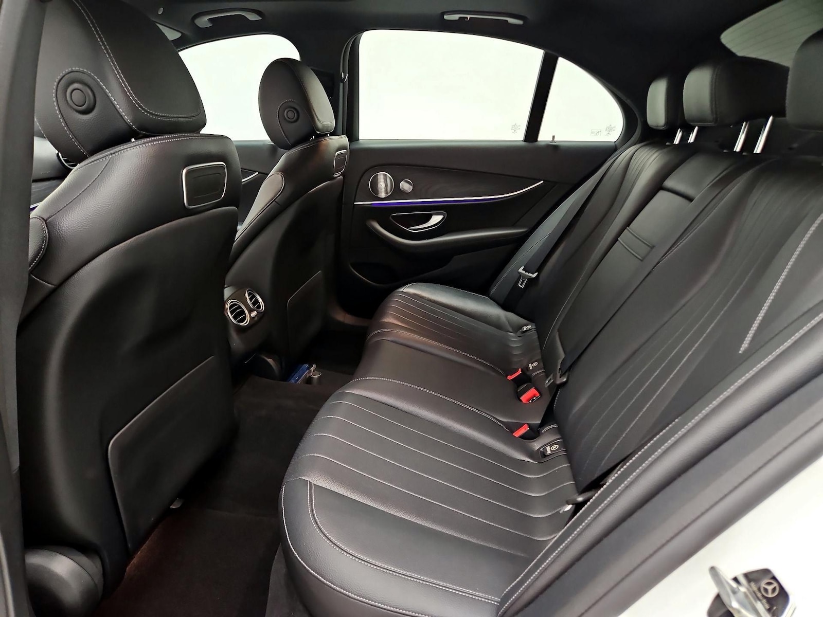 2019 Mercedes-Benz E-Class E300 - Photo 22