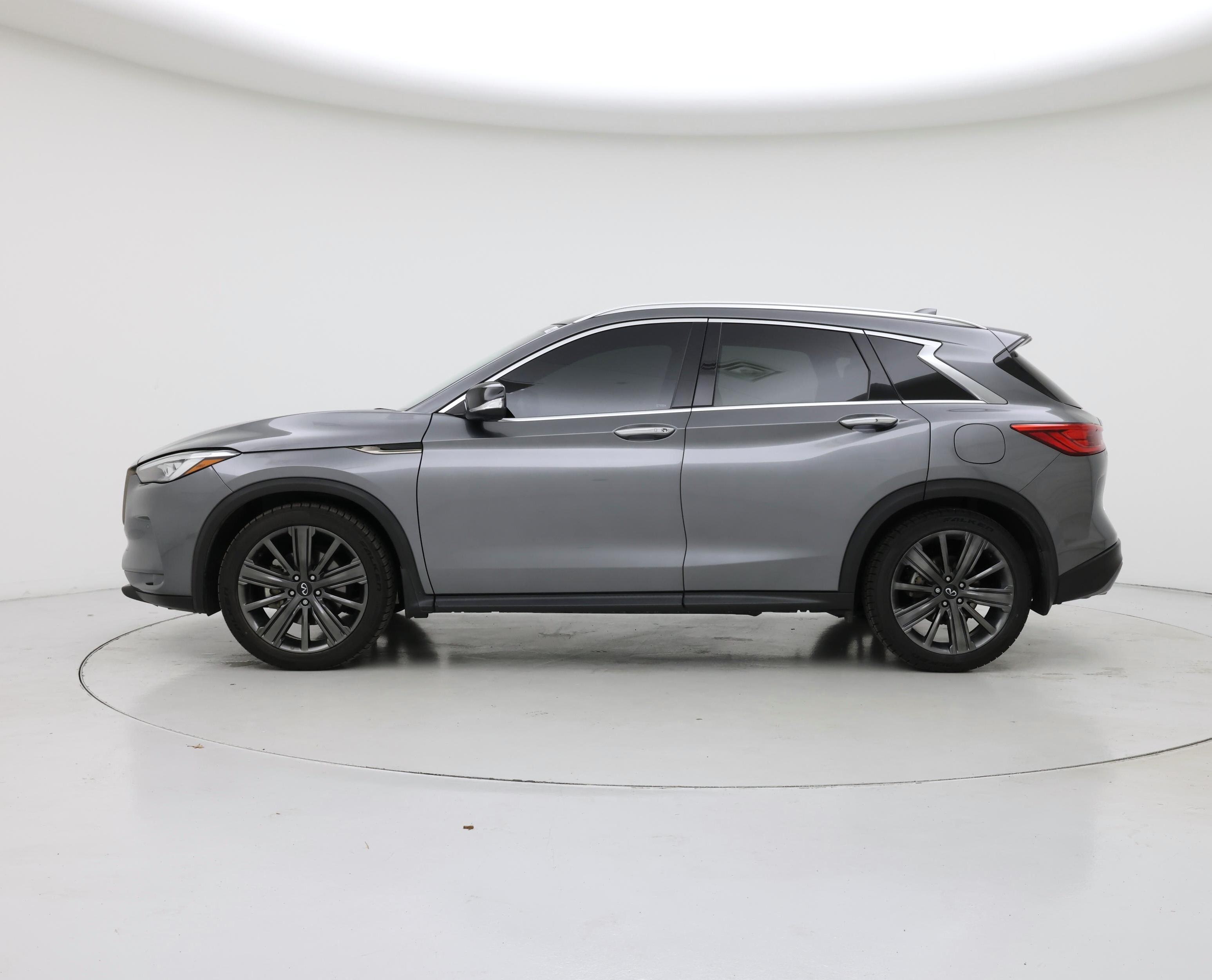 Thumbnail: 2020 INFINITI QX50 - 3