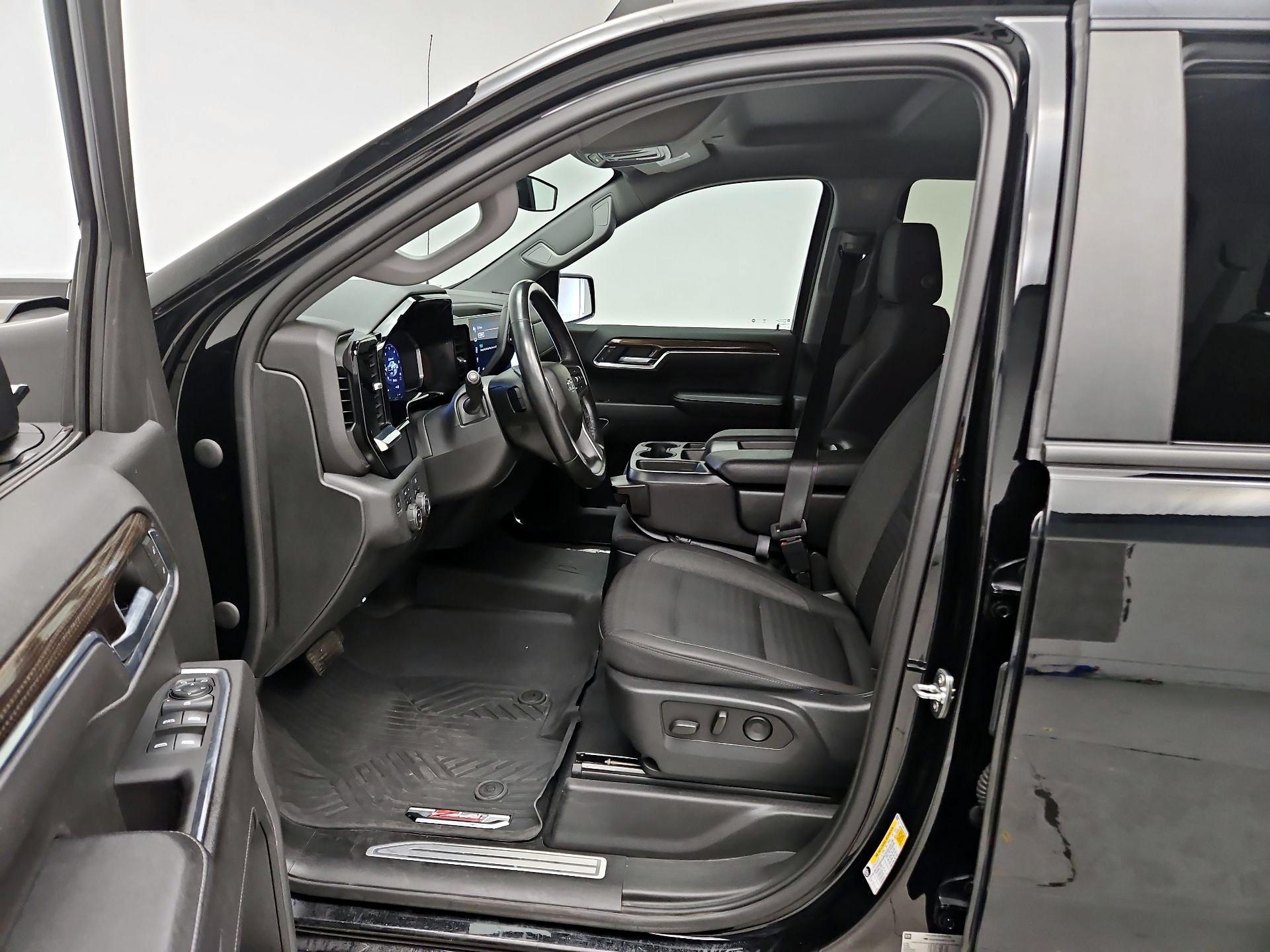 Thumbnail: 2023 Chevrolet Silverado 1500 - 11