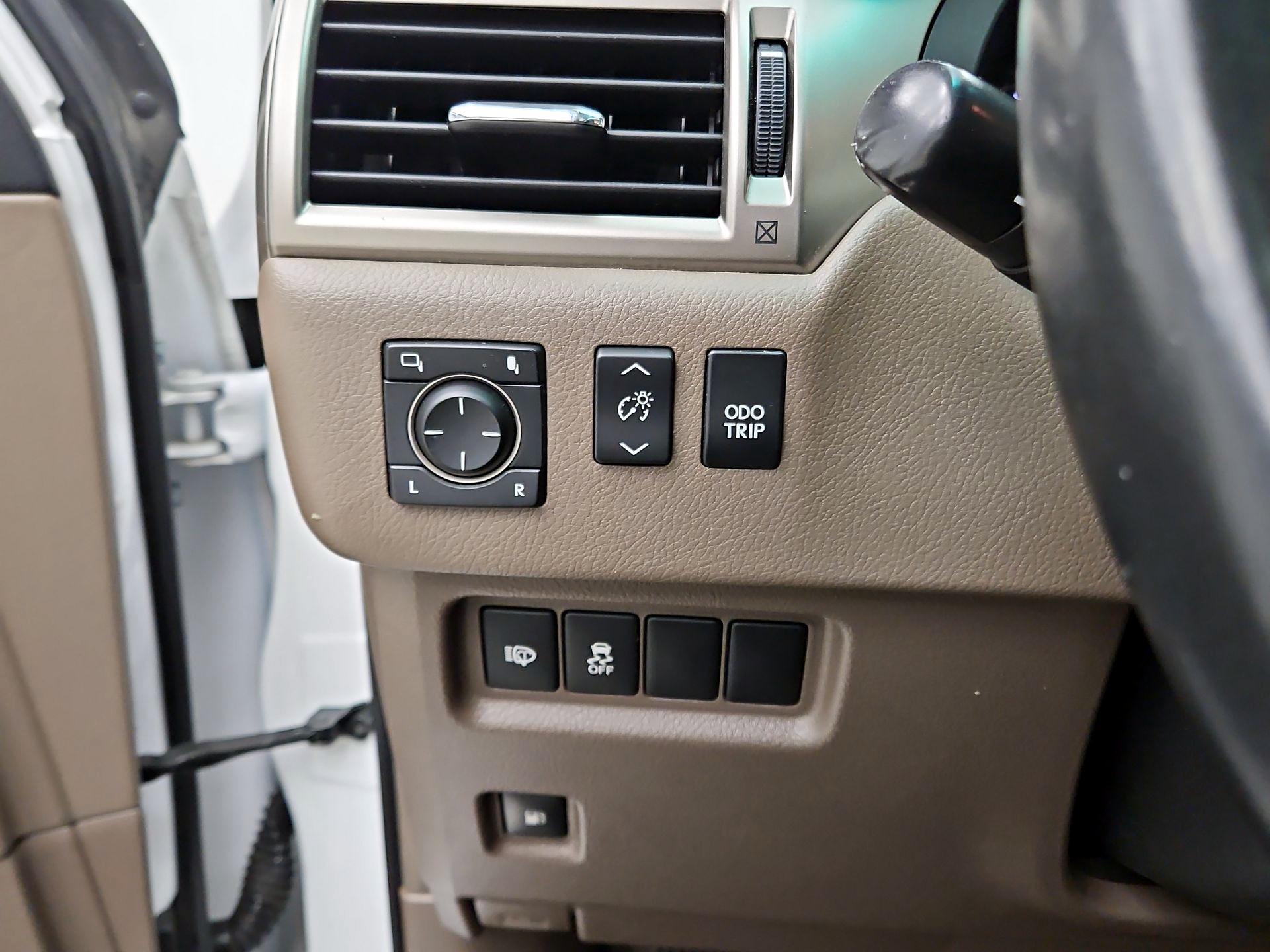 Thumbnail: 2019 Lexus GX - 13