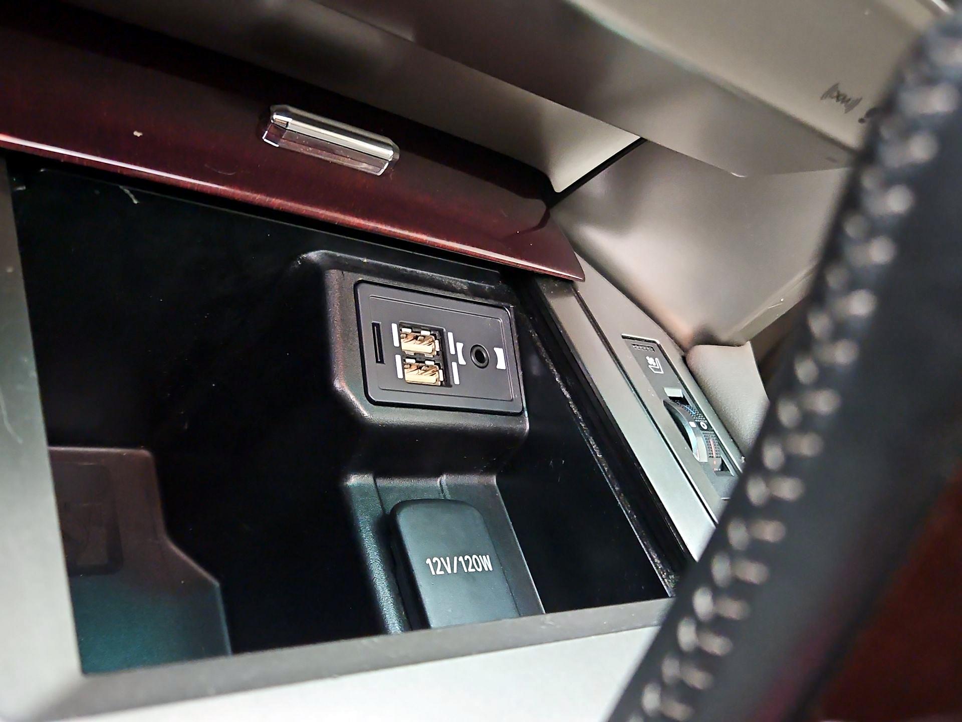 Thumbnail: 2019 Lexus GX - 19