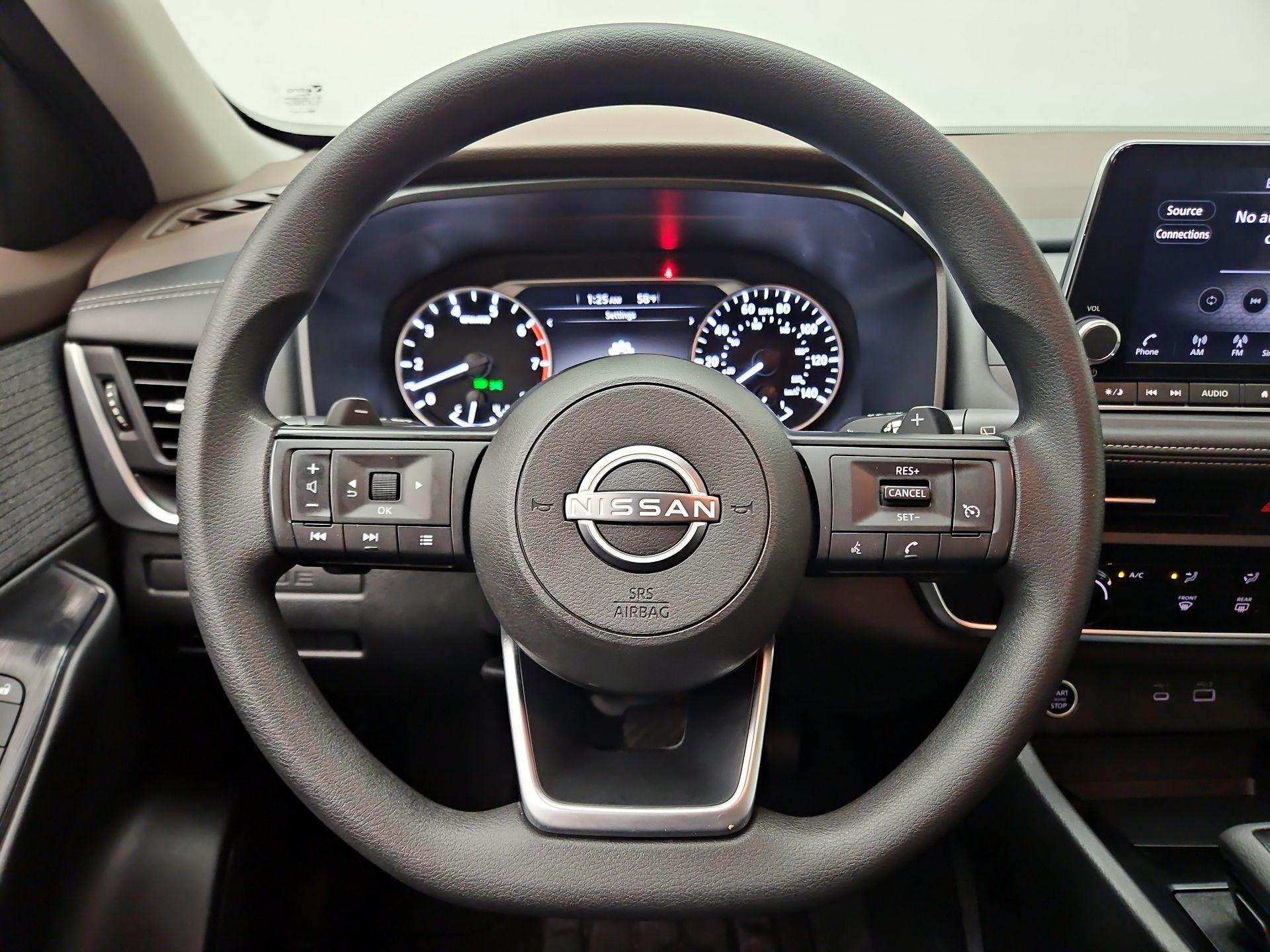 Thumbnail: 2023 Nissan Rogue - 10
