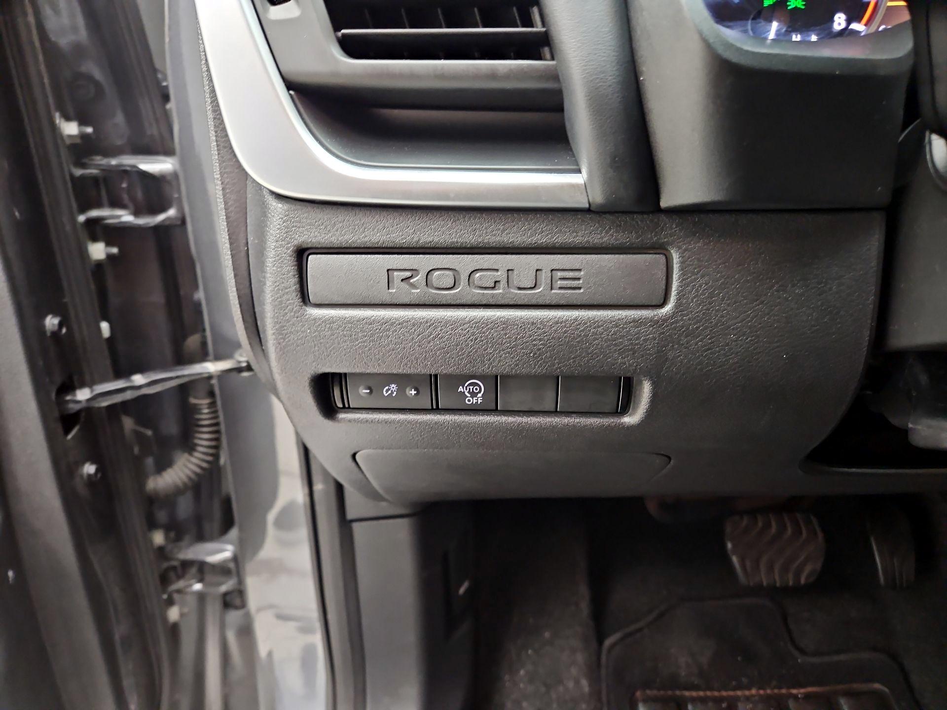 Thumbnail: 2023 Nissan Rogue - 13