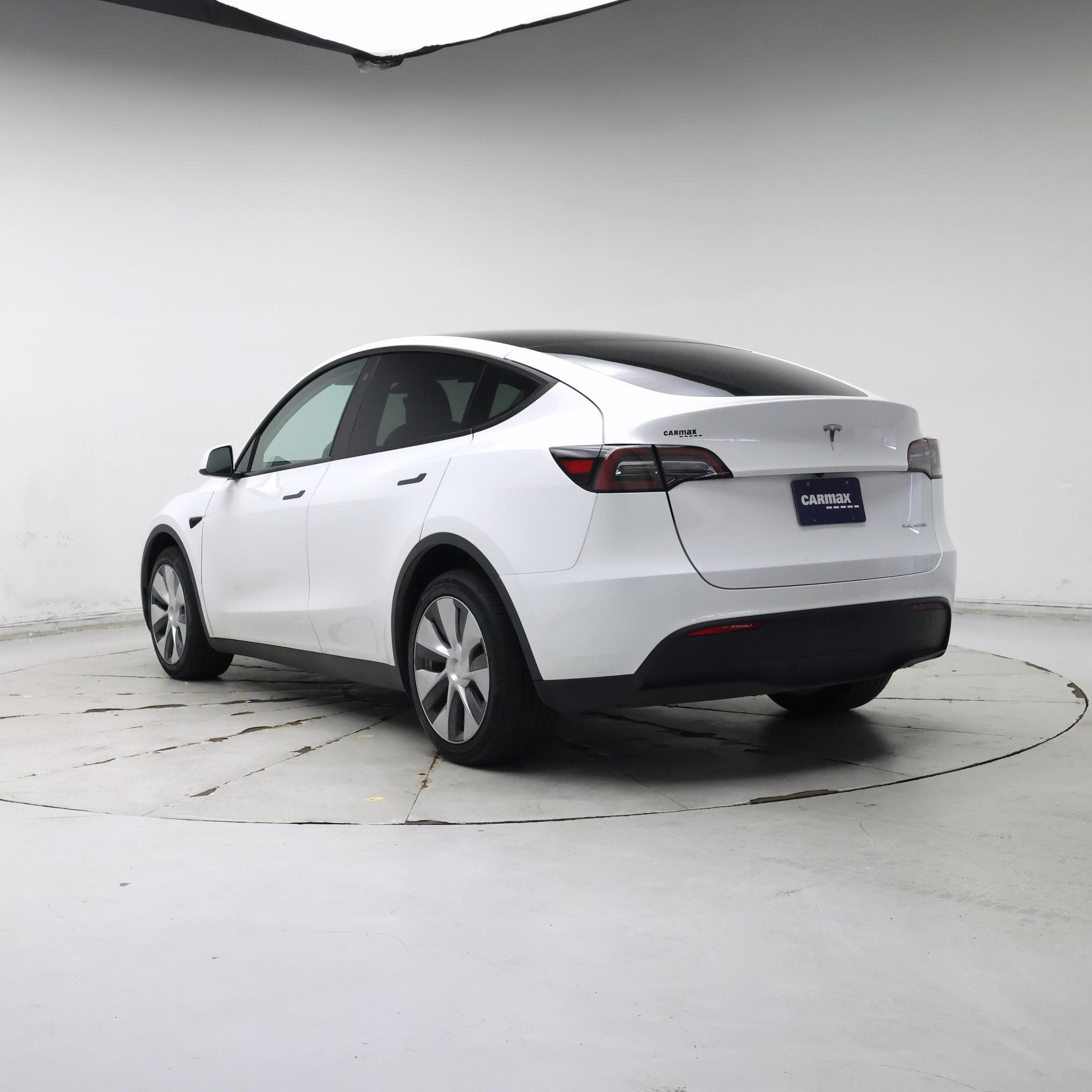 Thumbnail: 2023 Tesla Model Y - 2