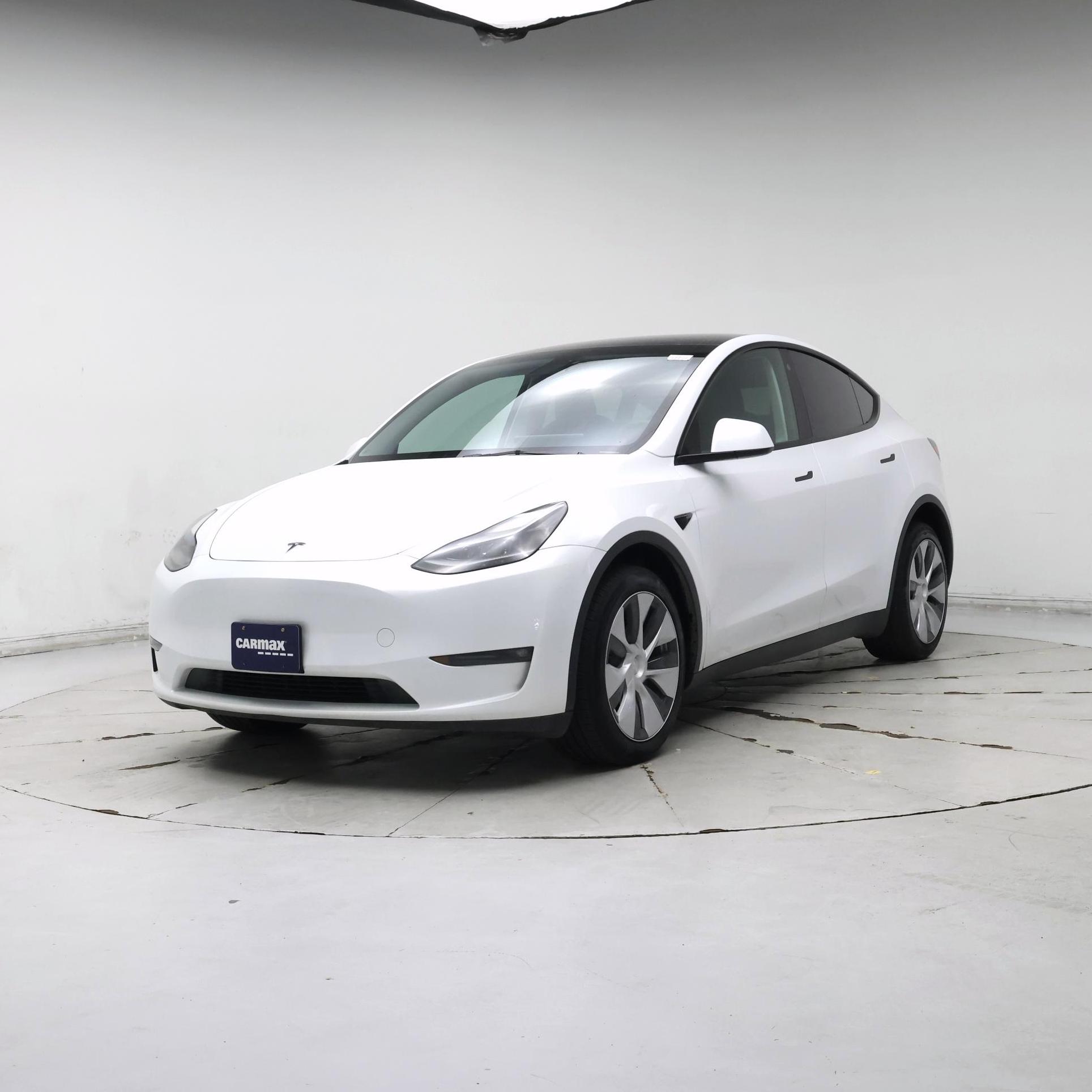 Thumbnail: 2023 Tesla Model Y - 4