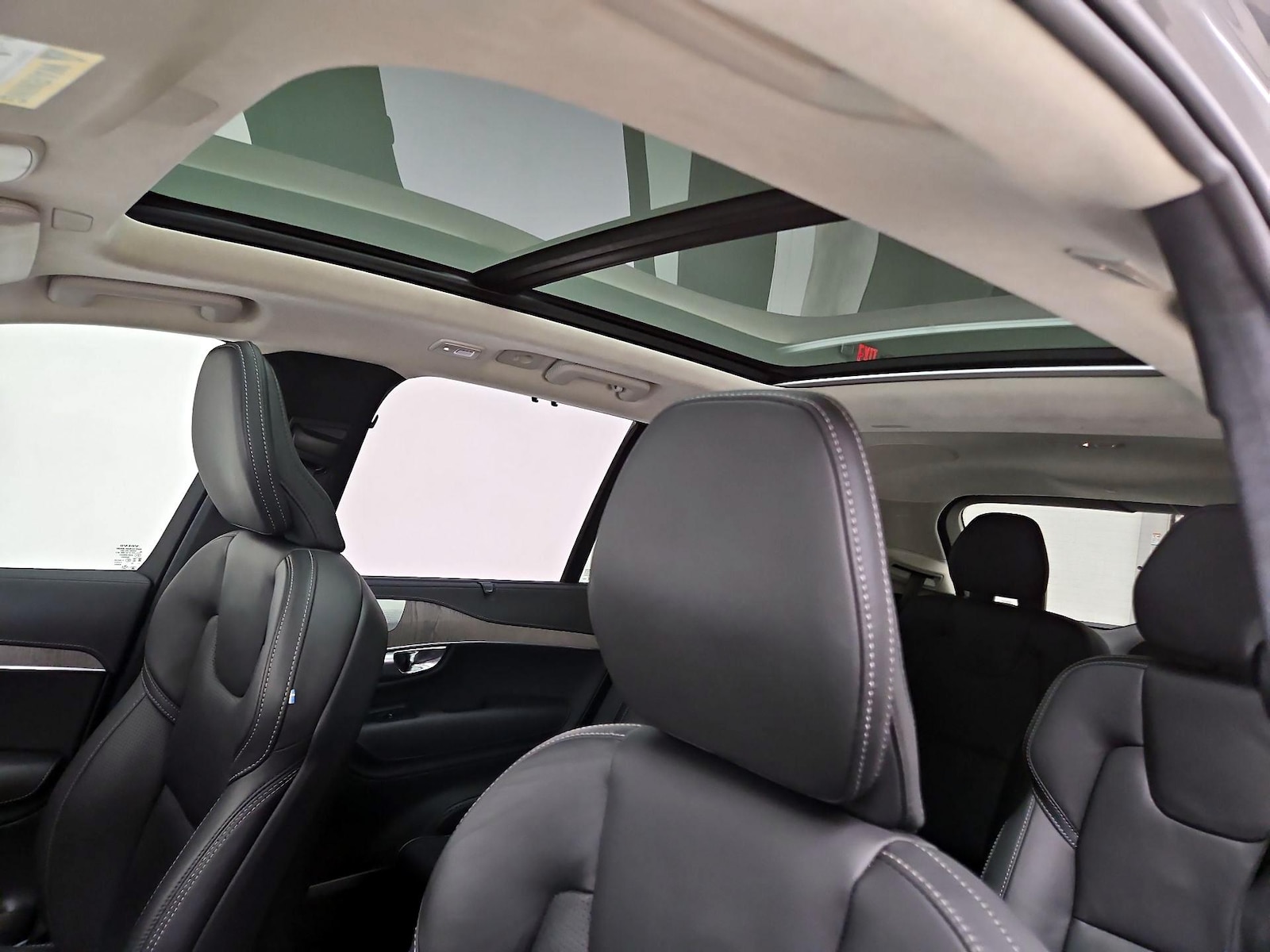 2025 Volvo XC90 Ultra - Photo 20