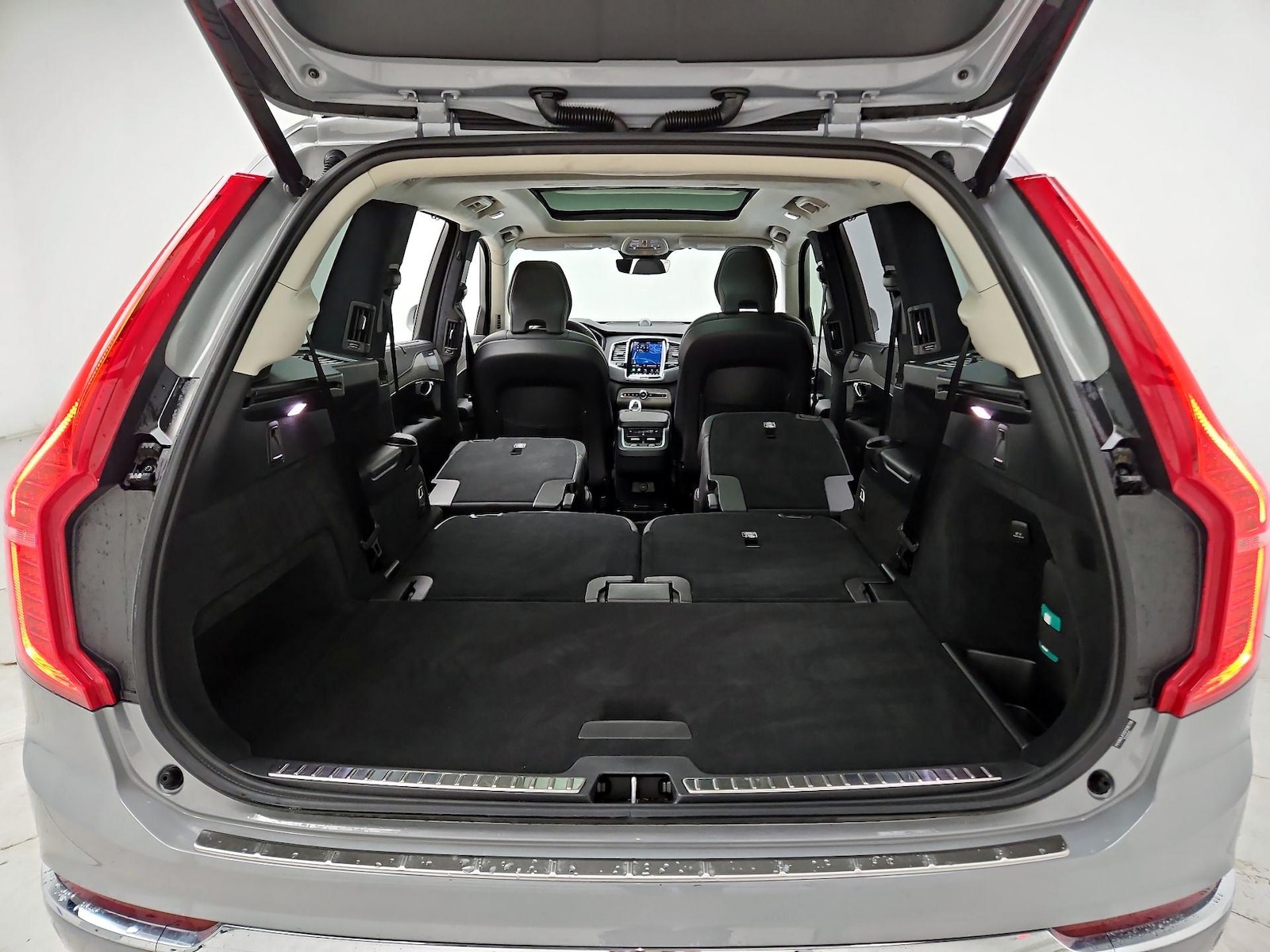2025 Volvo XC90 Ultra - Photo 24