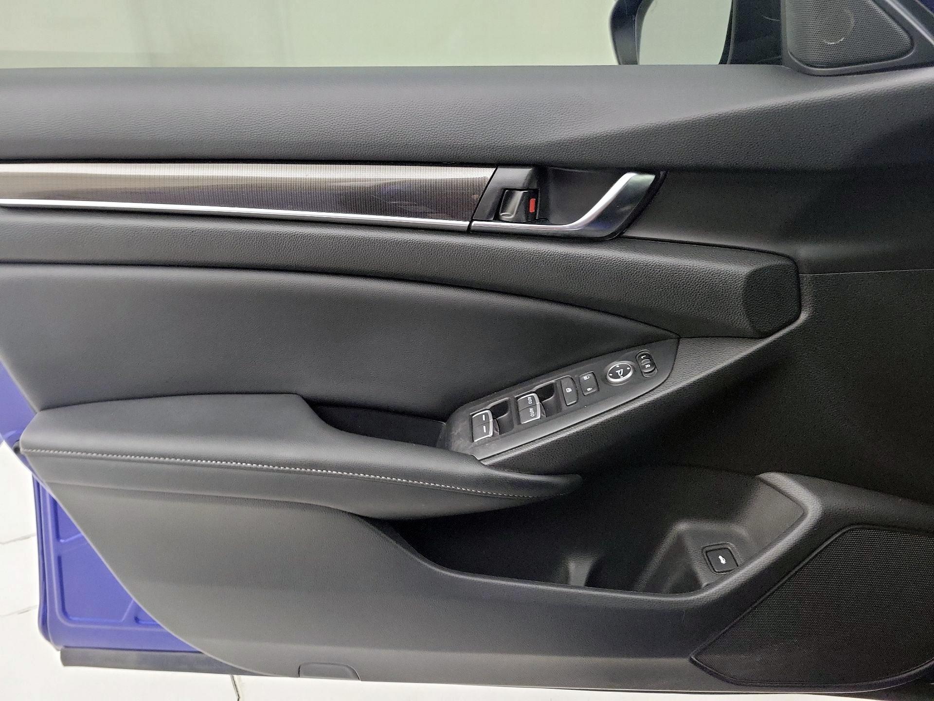 Thumbnail: 2021 Honda Accord - 12