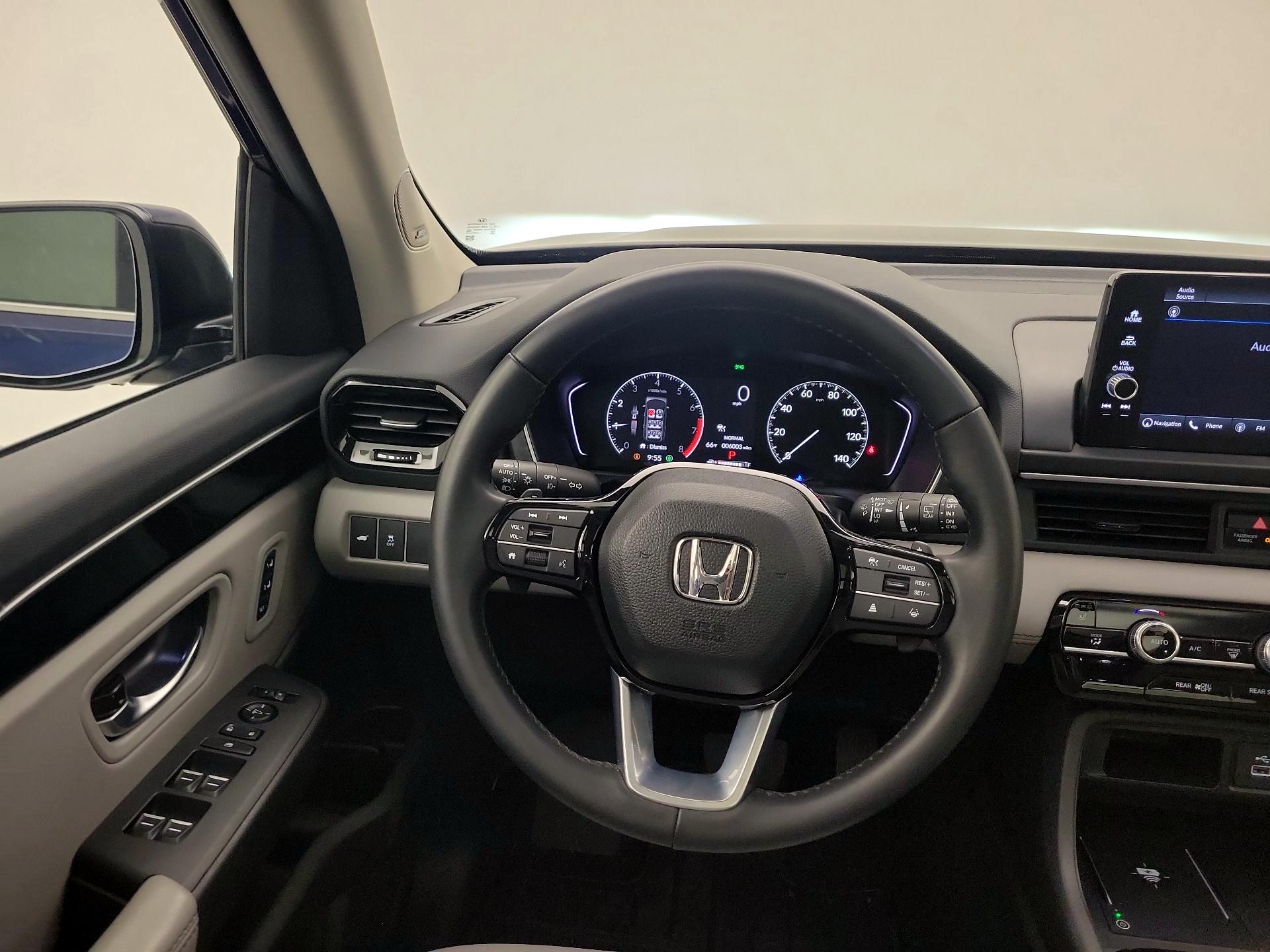 Thumbnail: 2025 Honda Pilot - 10