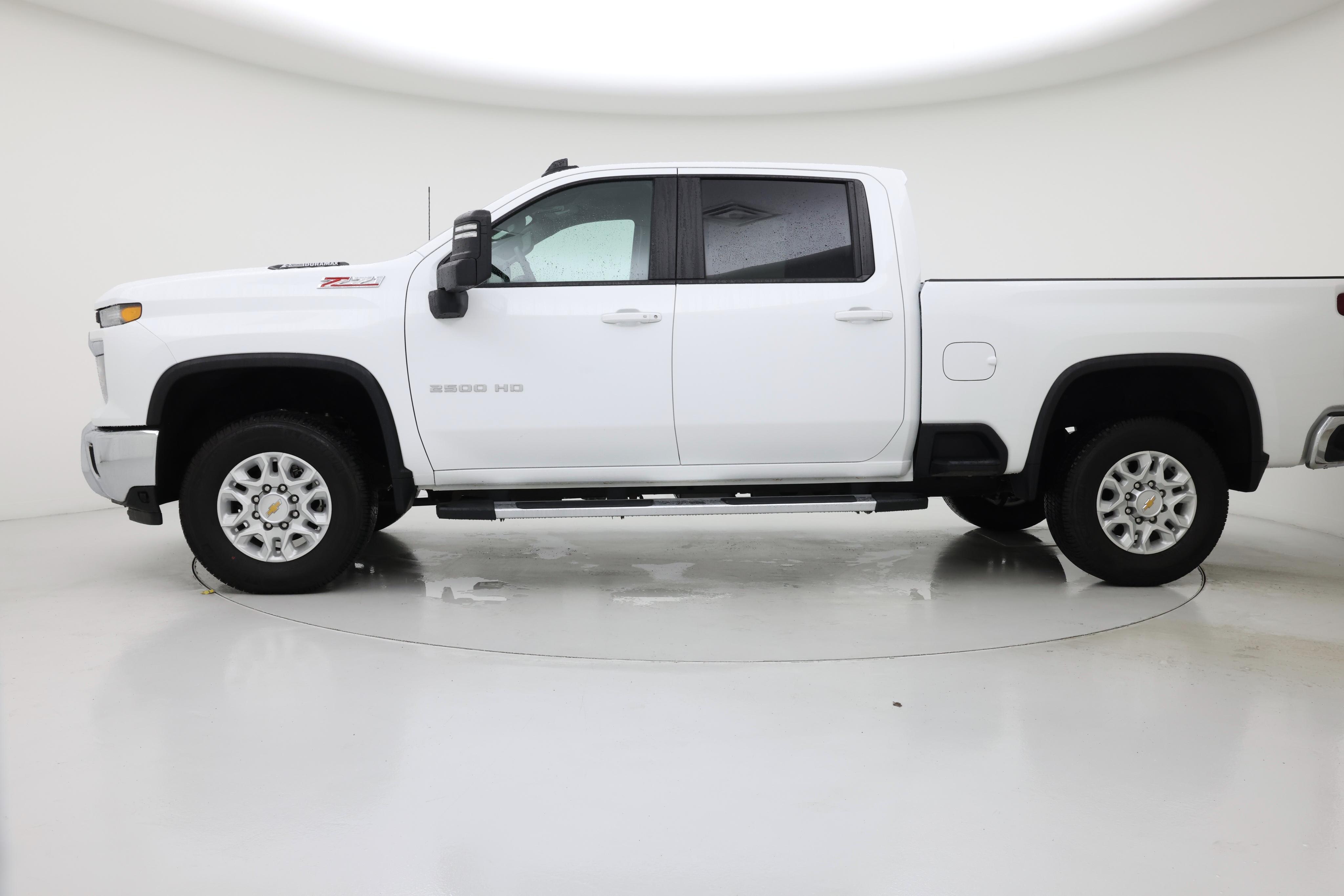 Thumbnail: 2026 Chevrolet Silverado 2500 - 3