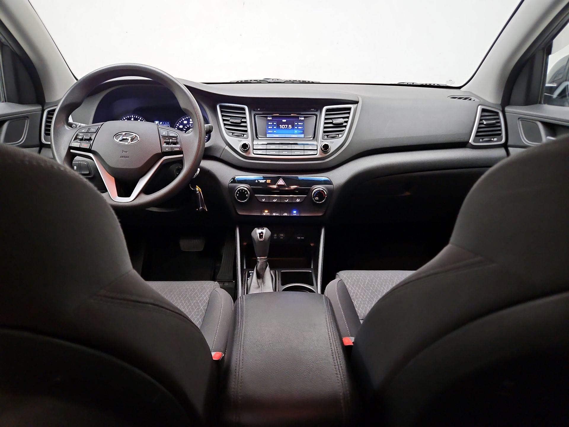Thumbnail: 2017 Hyundai Tucson - 9