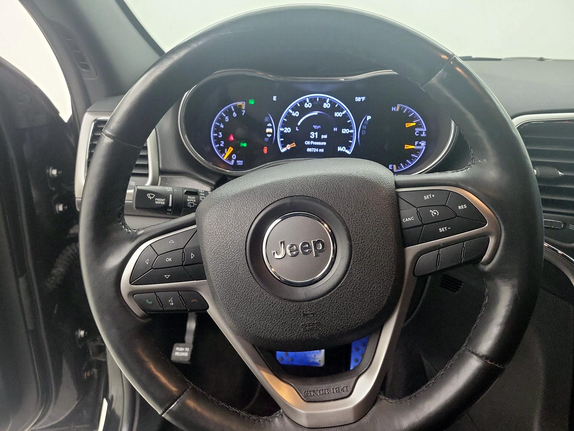 Thumbnail: 2018 Jeep Grand Cherokee - 10