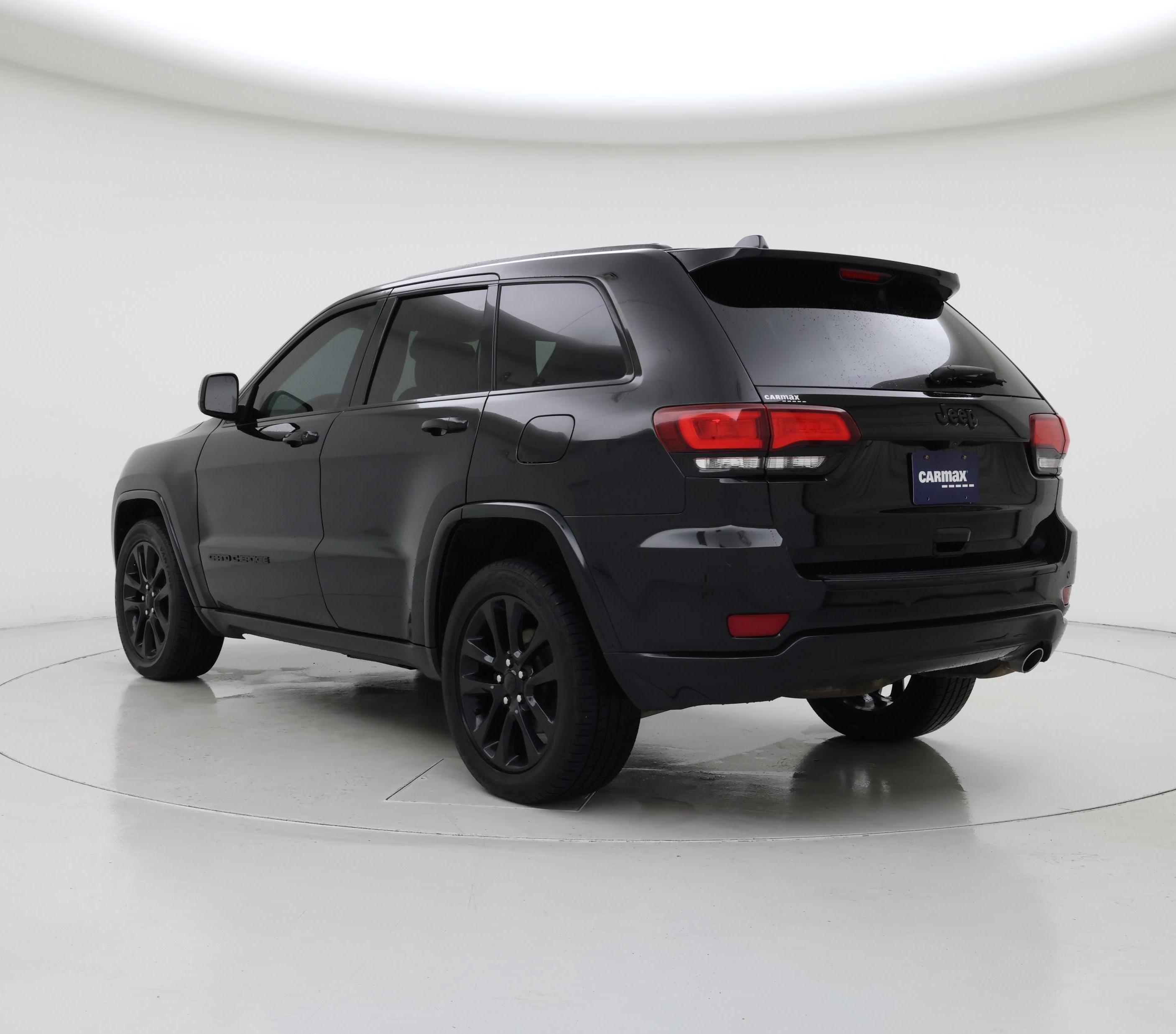 Thumbnail: 2018 Jeep Grand Cherokee - 2