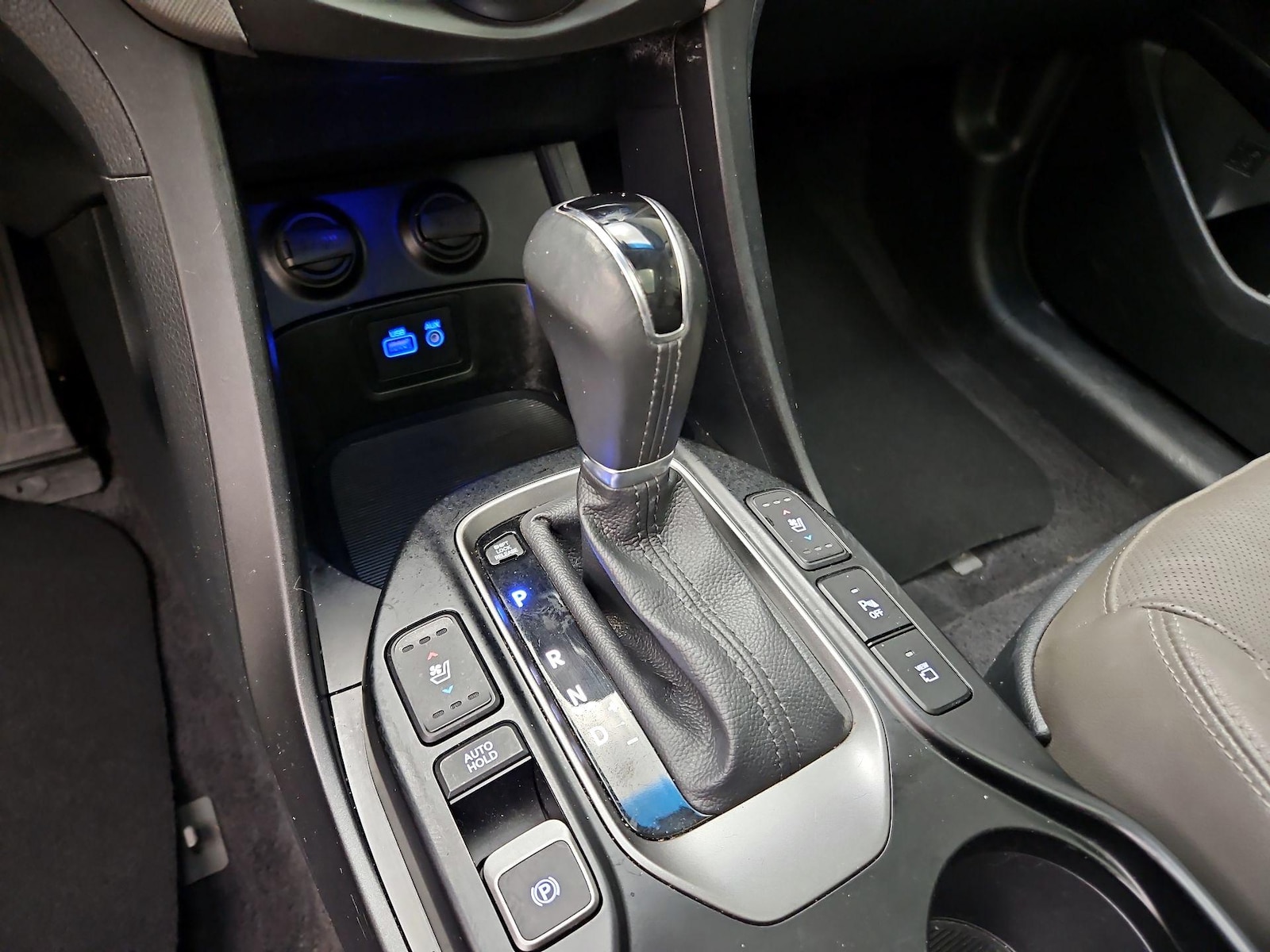 2019 Hyundai Santa Fe Limited Ultimate - Photo 19