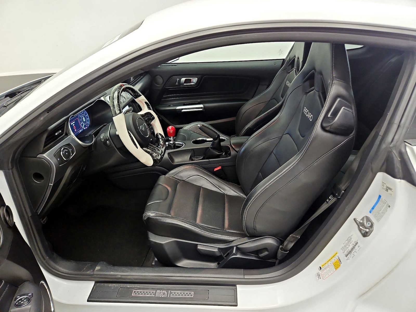 Leather Seats & Side Airbags