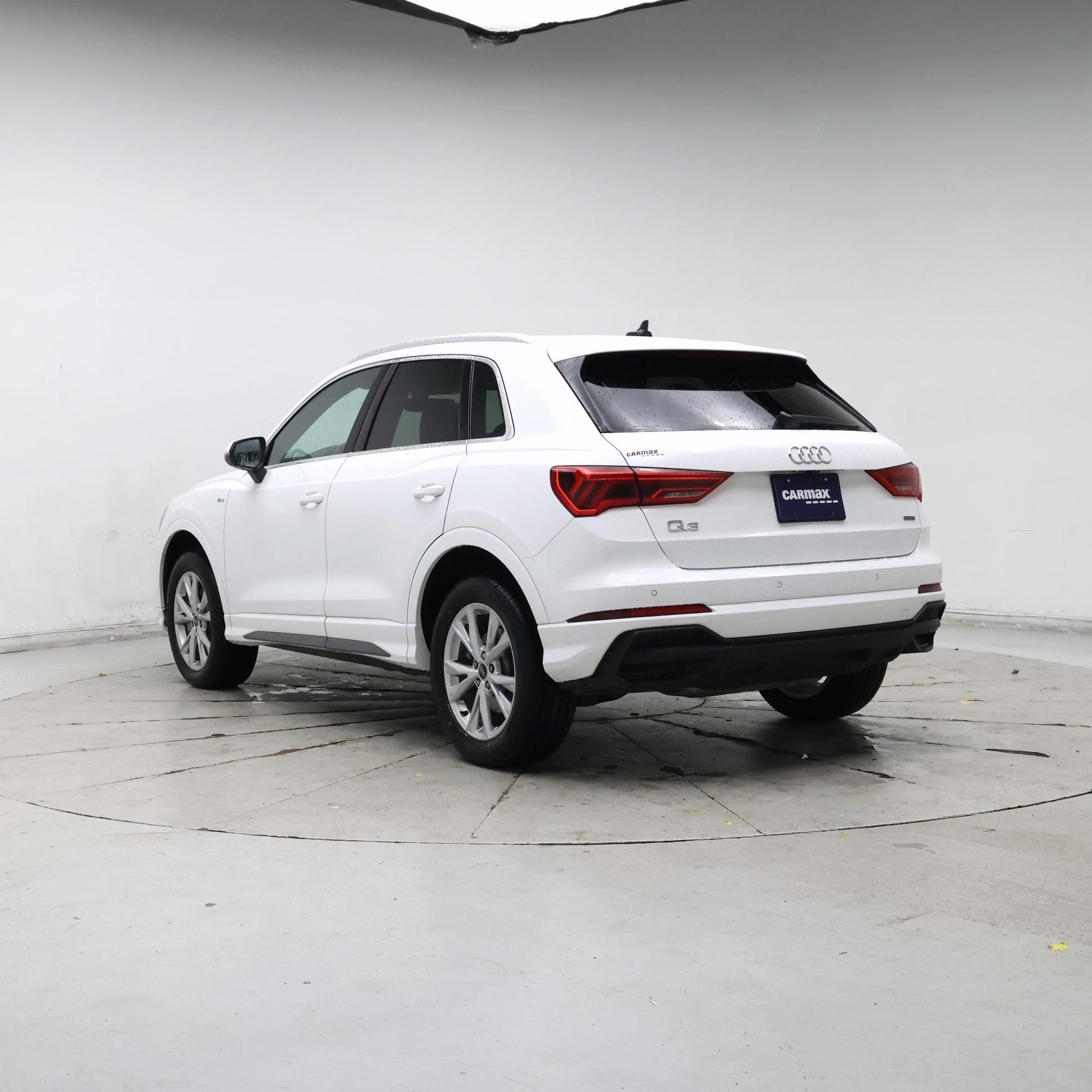 Thumbnail: 2024 Audi Q3 - 2