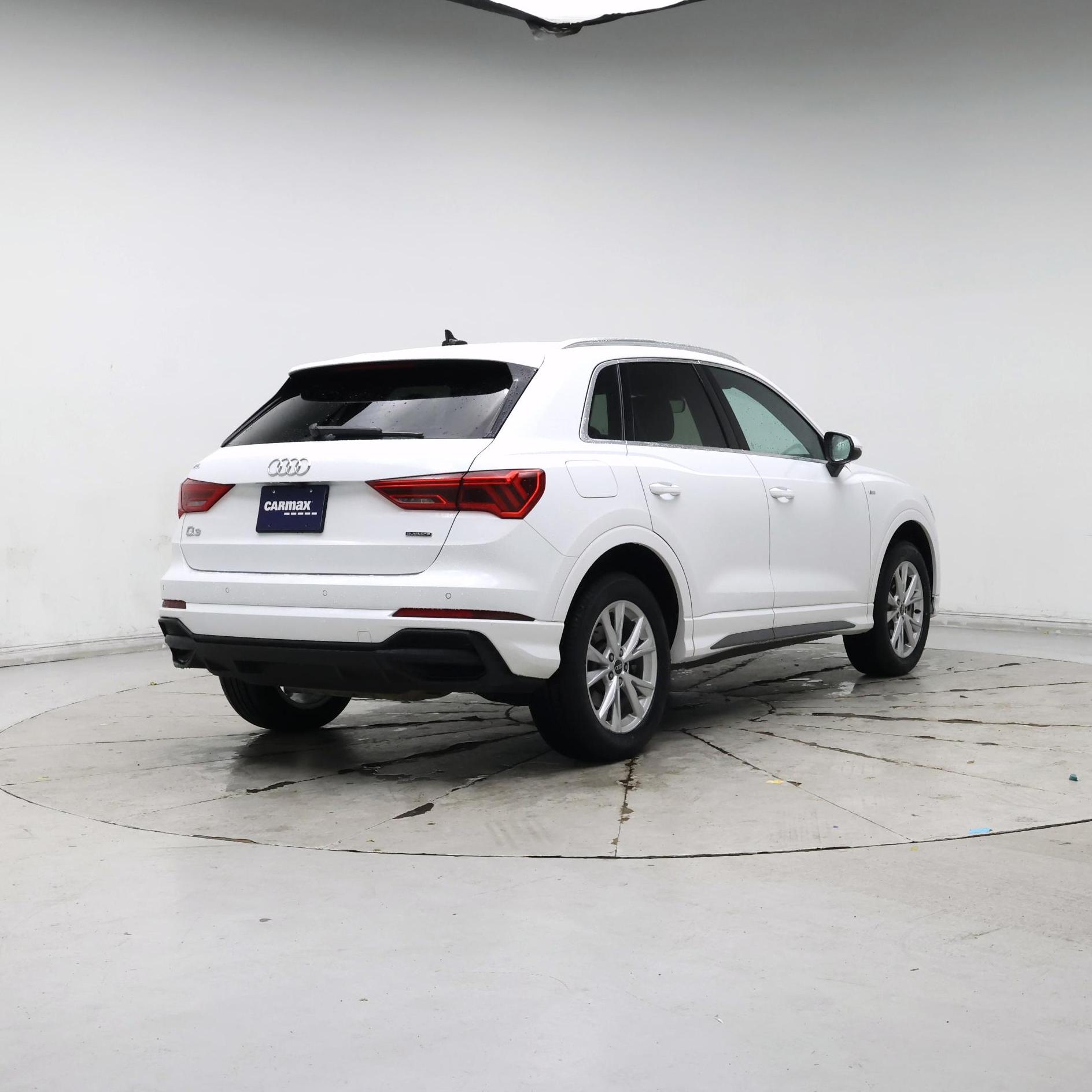 Thumbnail: 2024 Audi Q3 - 8