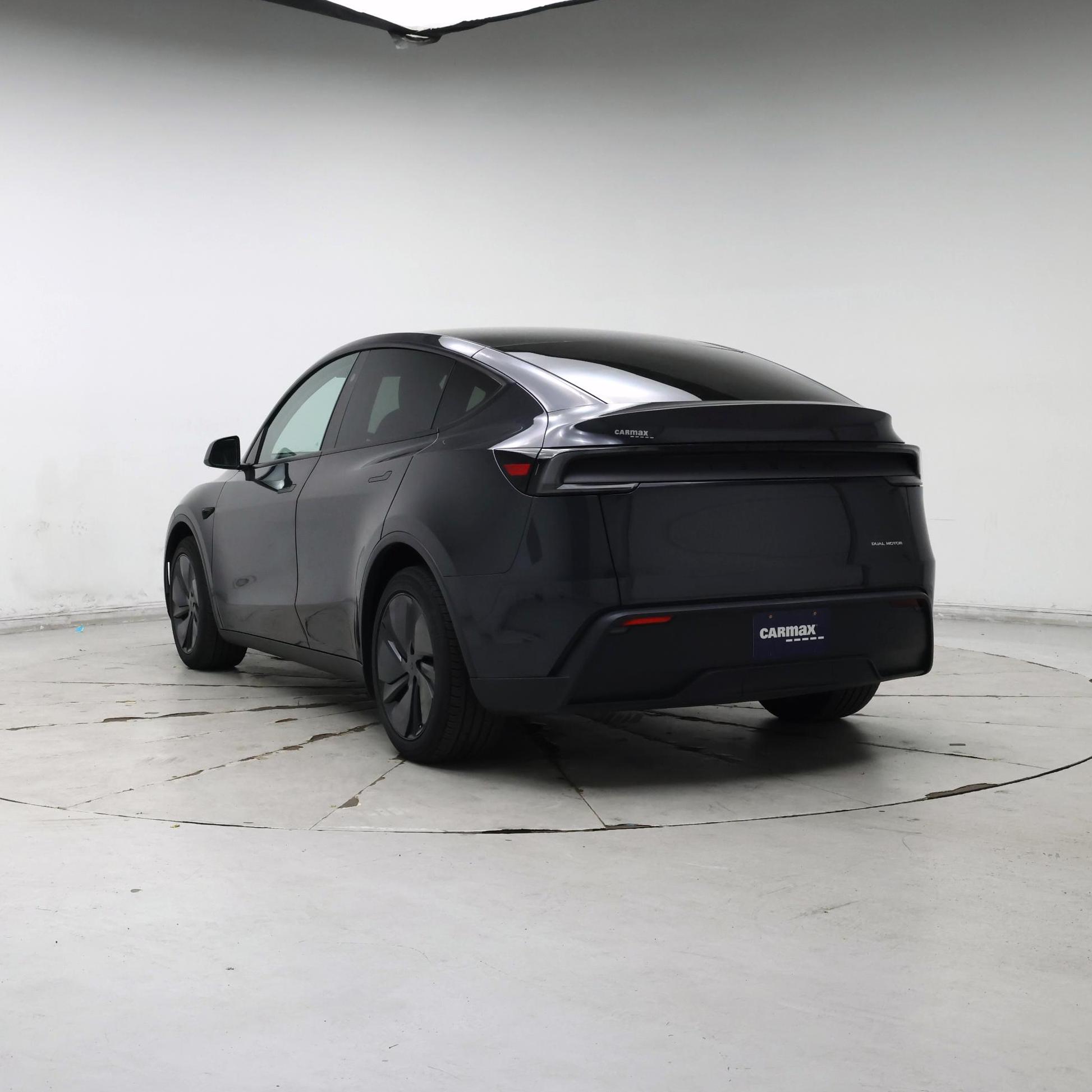 Thumbnail: 2026 Tesla Model Y - 2