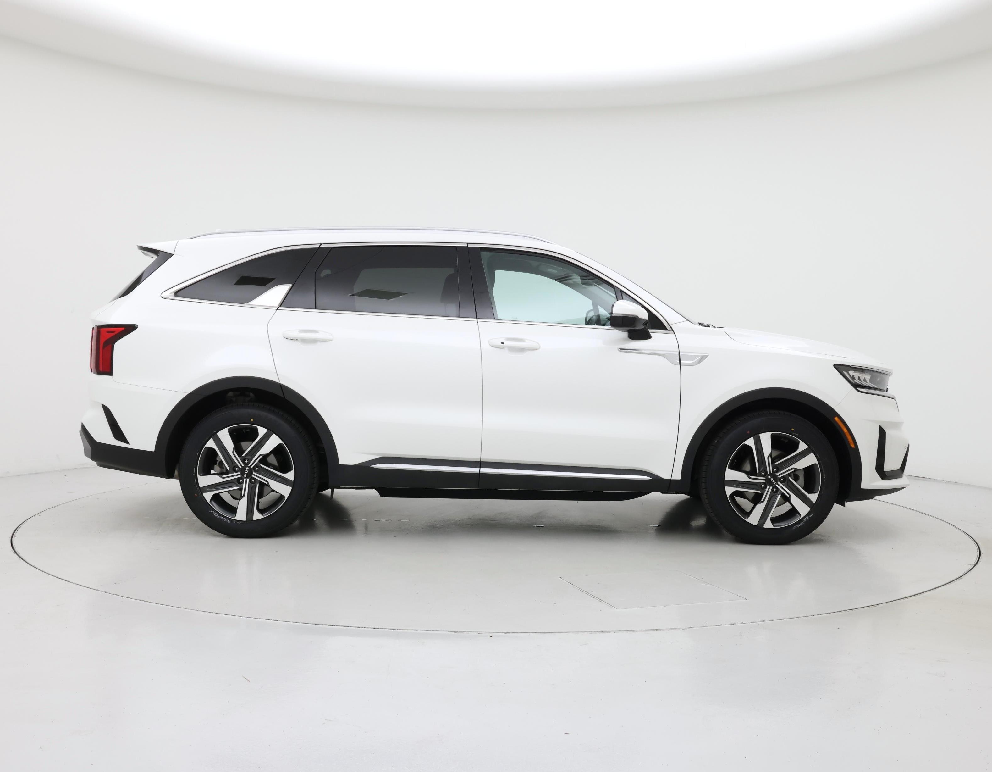 Thumbnail: 2023 Kia Sorento - 7