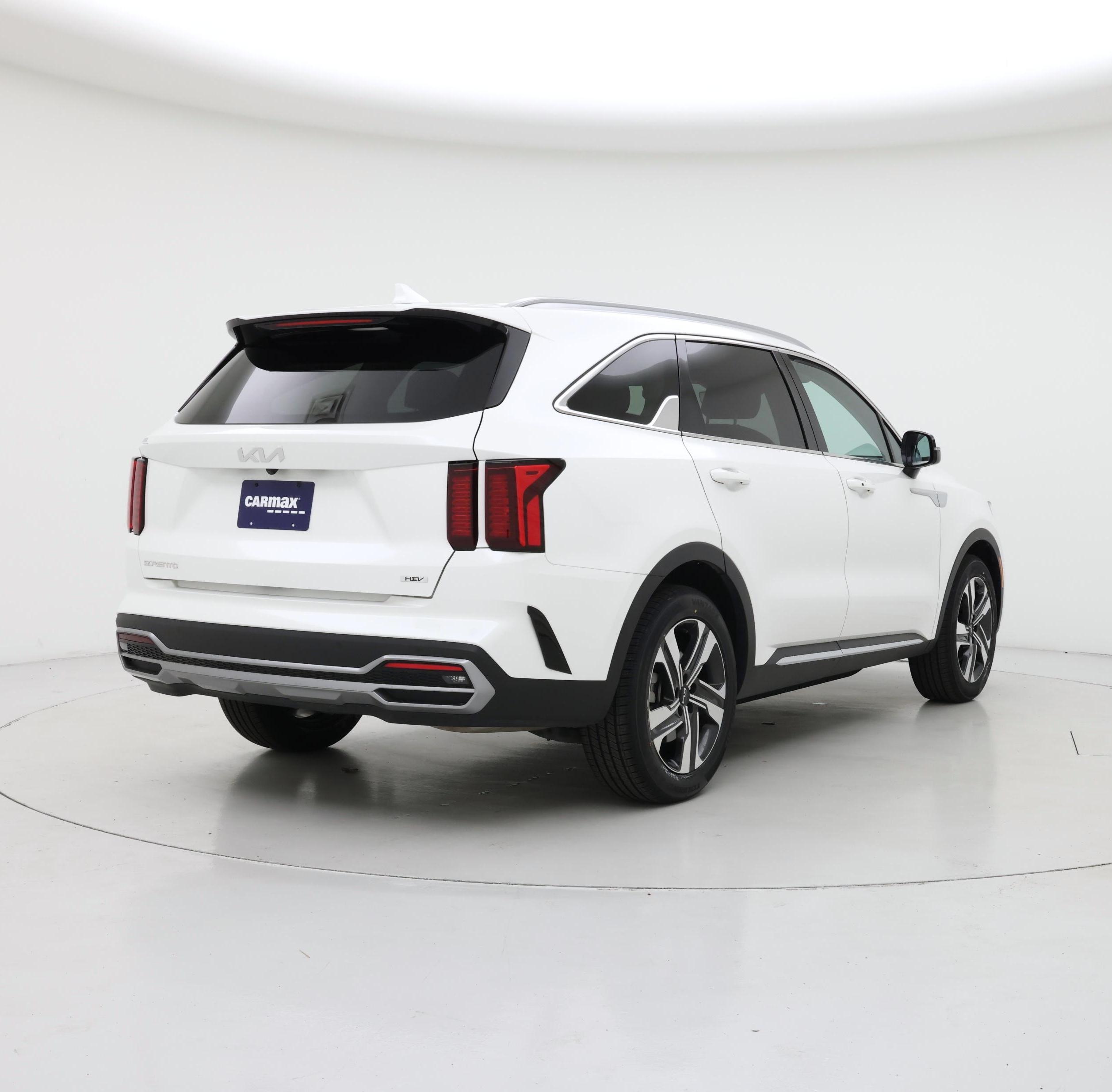 Thumbnail: 2023 Kia Sorento - 8