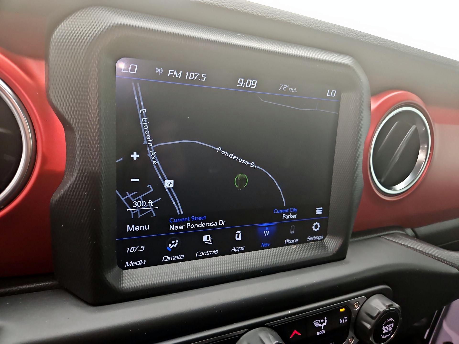 Thumbnail: 2022 Jeep Wrangler - 14