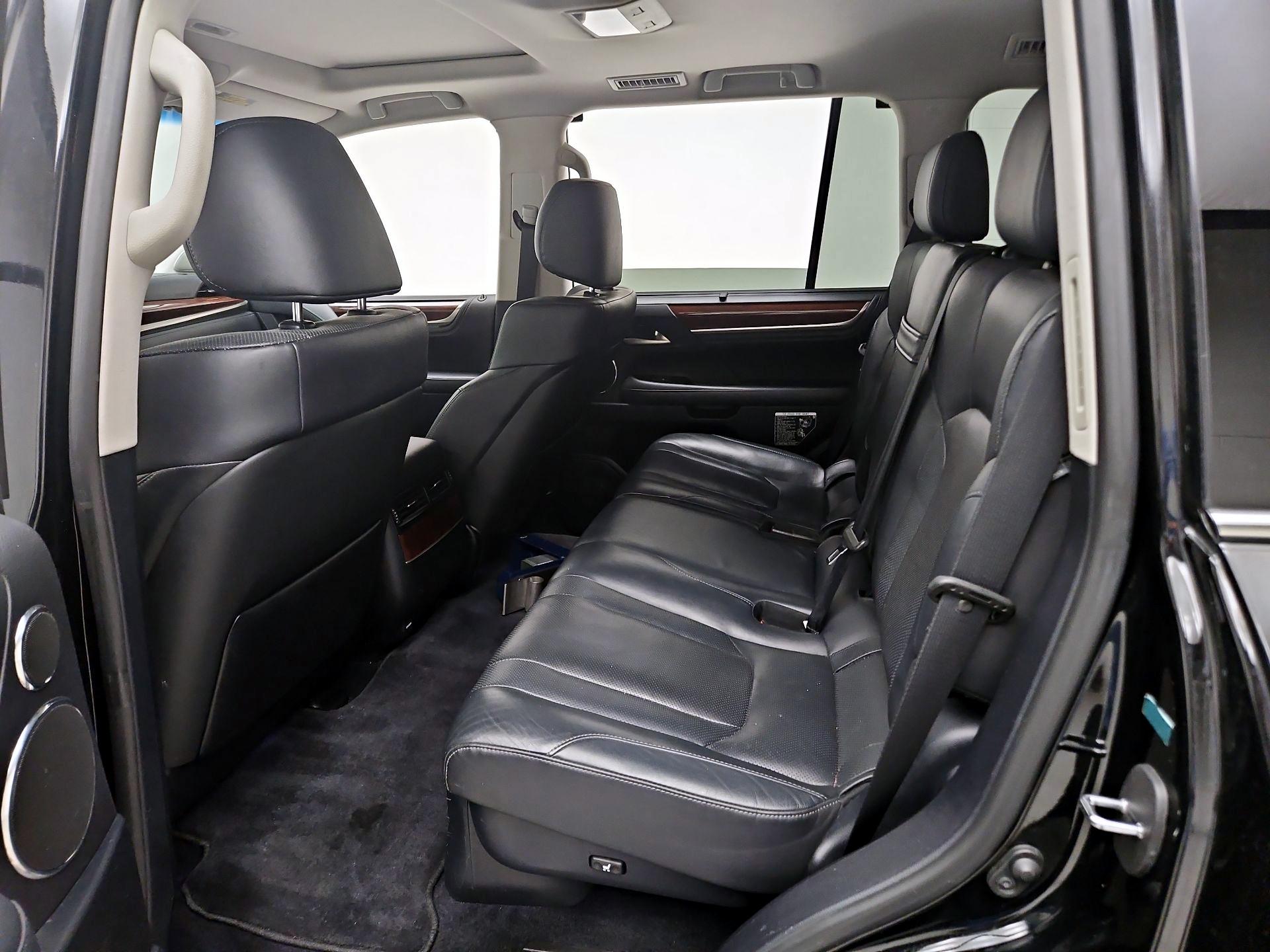 Thumbnail: 2016 Lexus LX - 18
