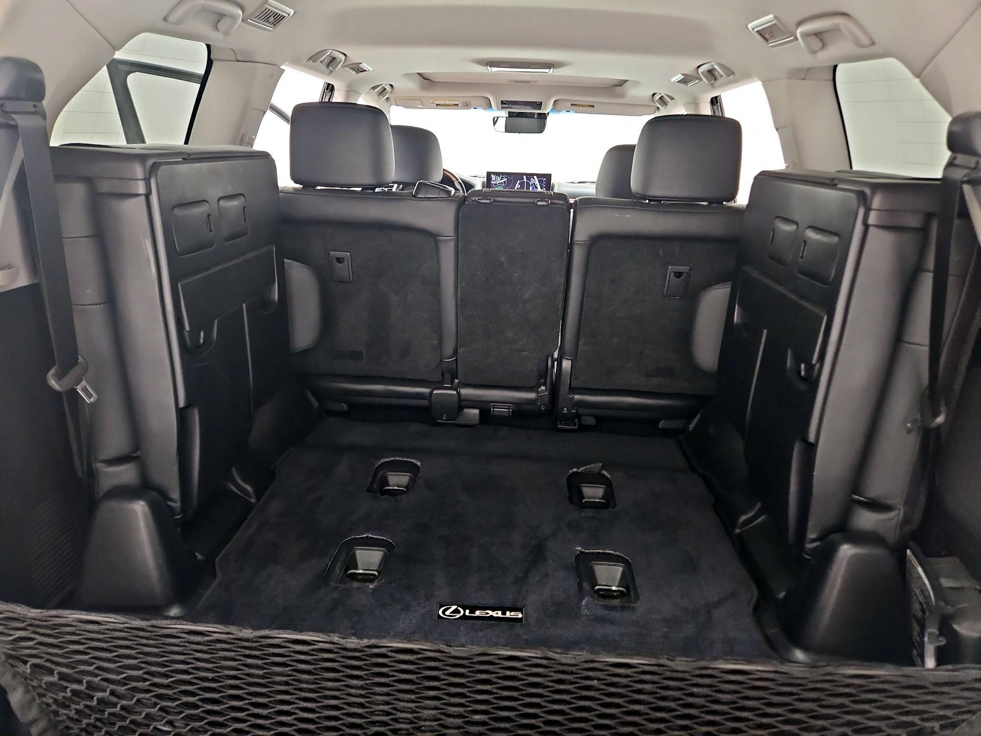 Thumbnail: 2016 Lexus LX - 19