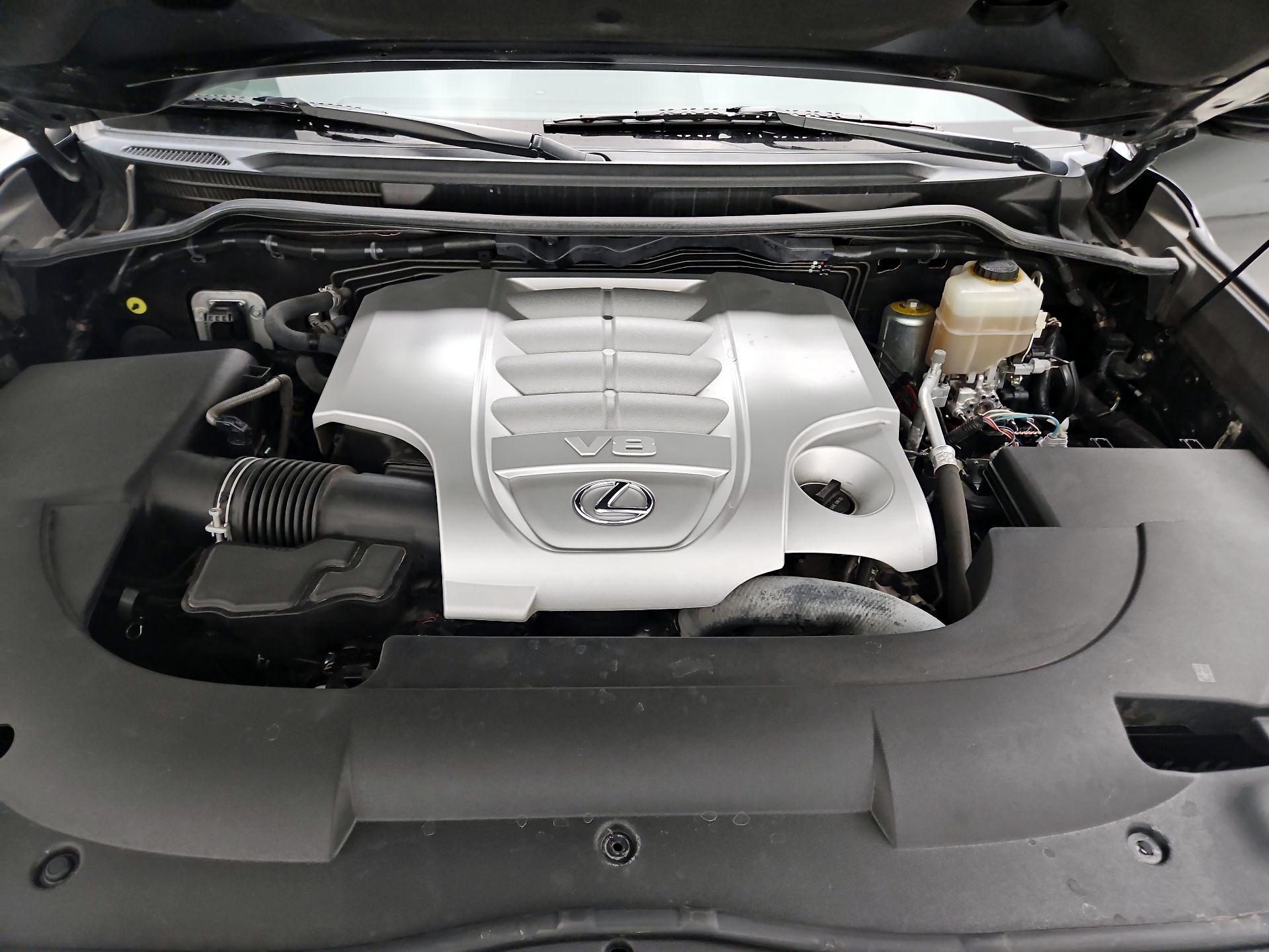 Thumbnail: 2016 Lexus LX - 20