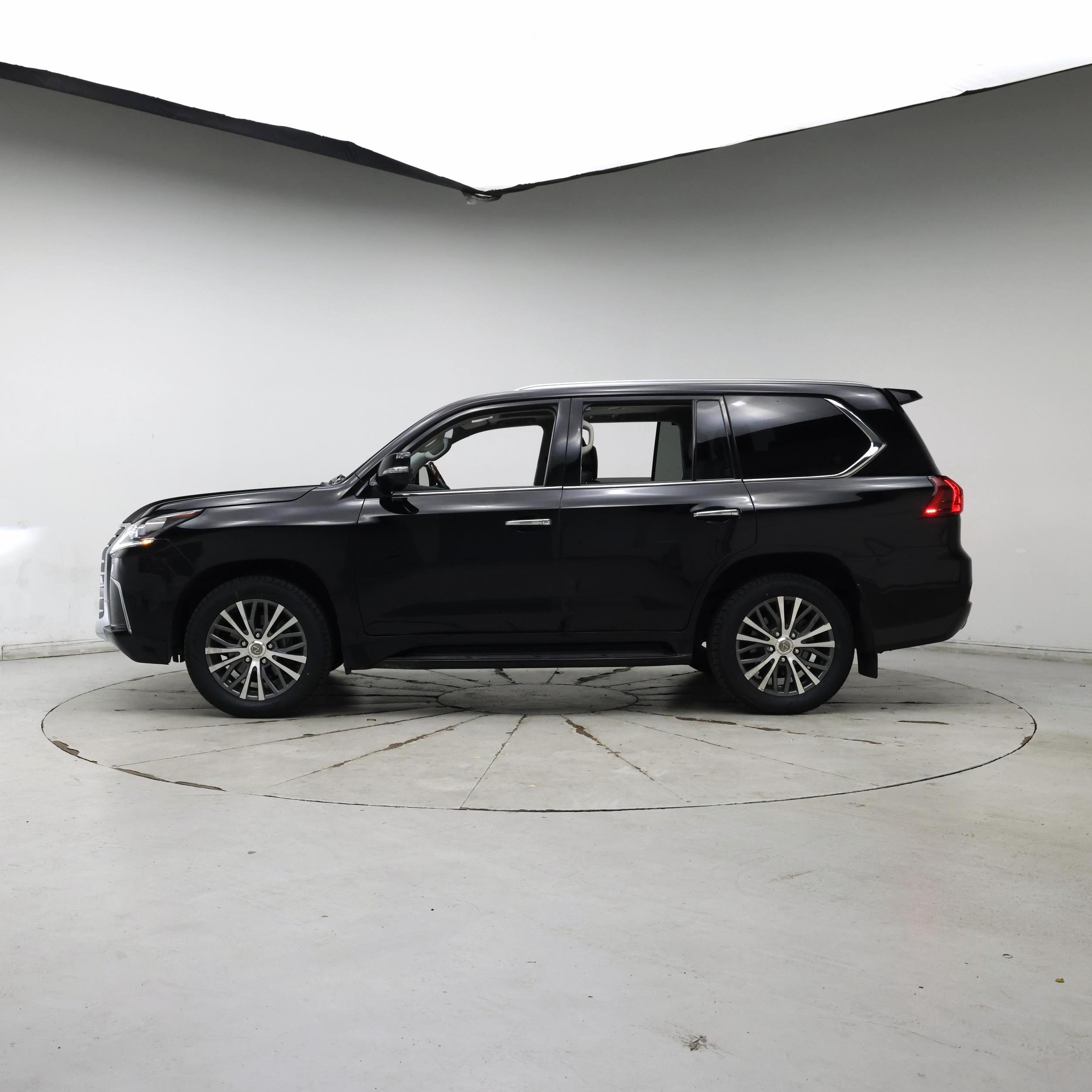 Thumbnail: 2016 Lexus LX - 3