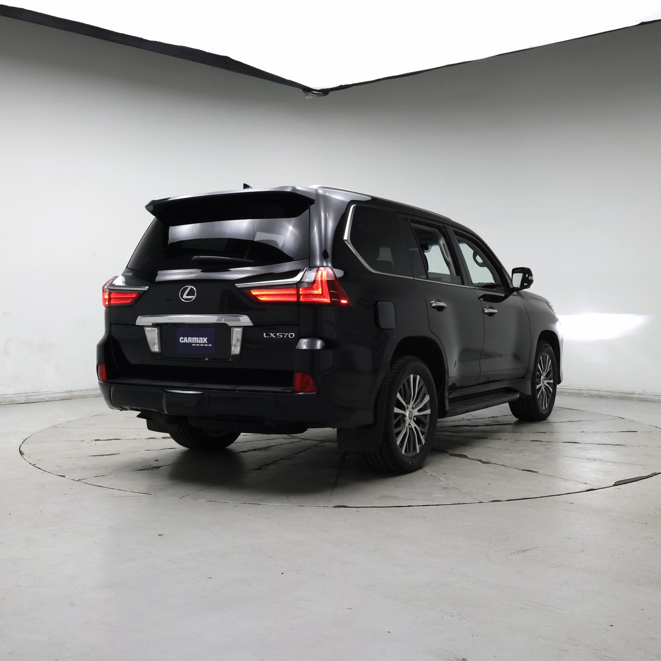 Thumbnail: 2016 Lexus LX - 8