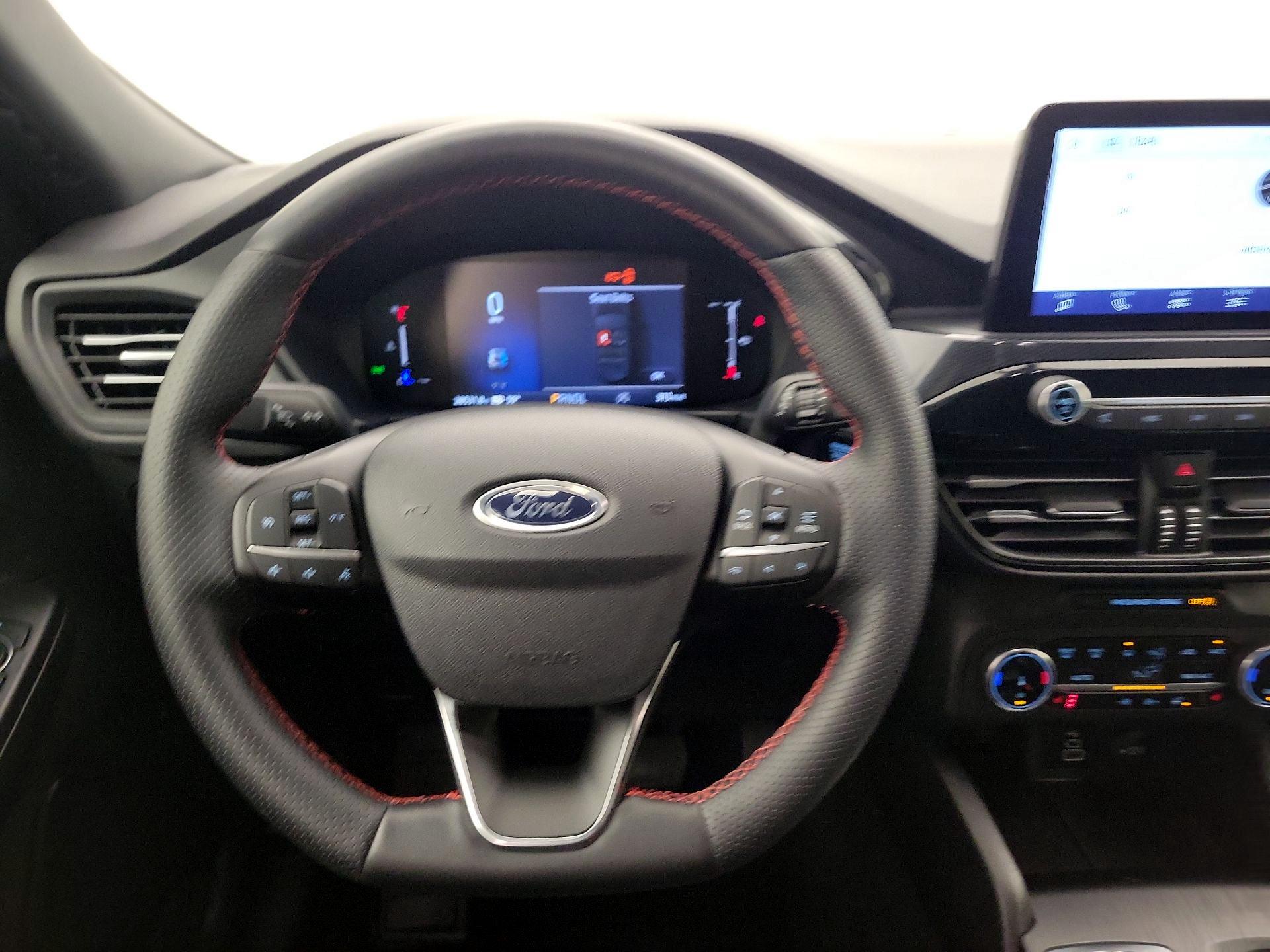 Thumbnail: 2025 Ford Escape - 10