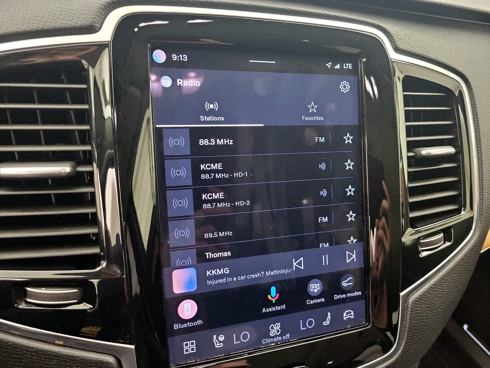 2025 Volvo XC90 Plus - Photo 16