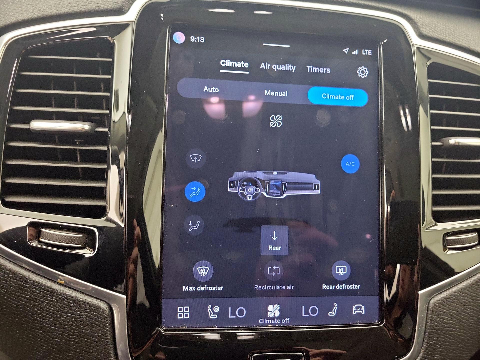 Thumbnail: 2025 Volvo XC90 - 16