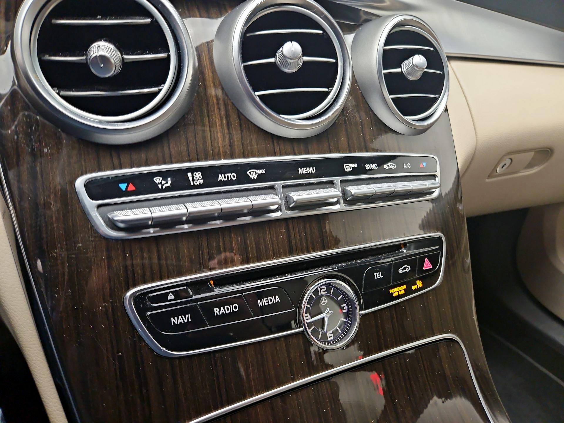 Thumbnail: 2018 Mercedes-Benz C-Class - 16
