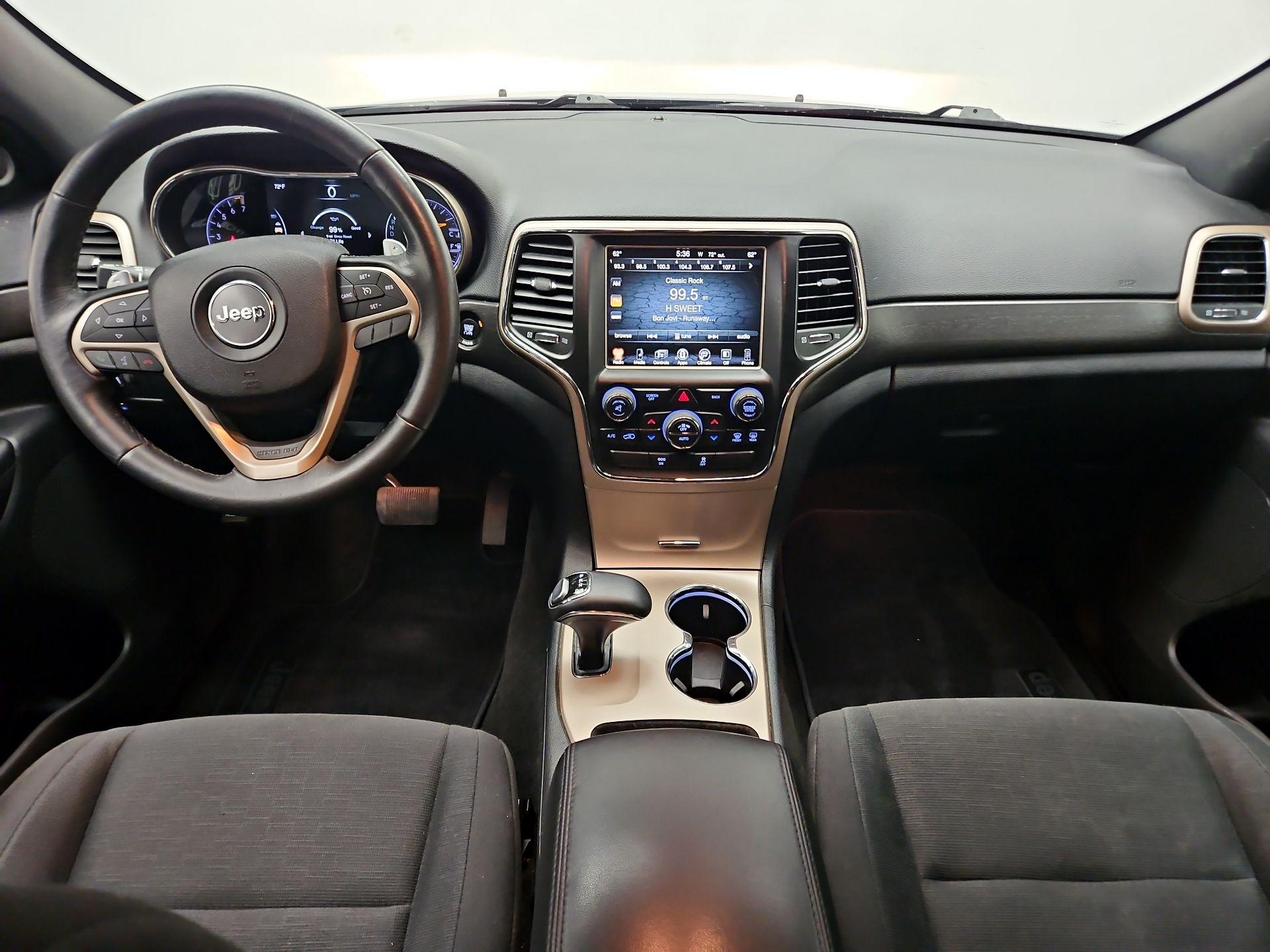 Thumbnail: 2015 Jeep Grand Cherokee - 9
