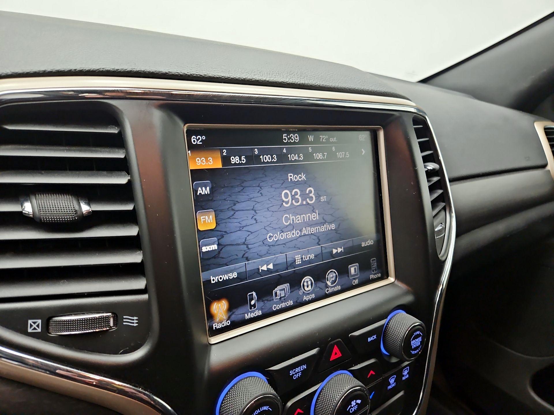 Thumbnail: 2015 Jeep Grand Cherokee - 14