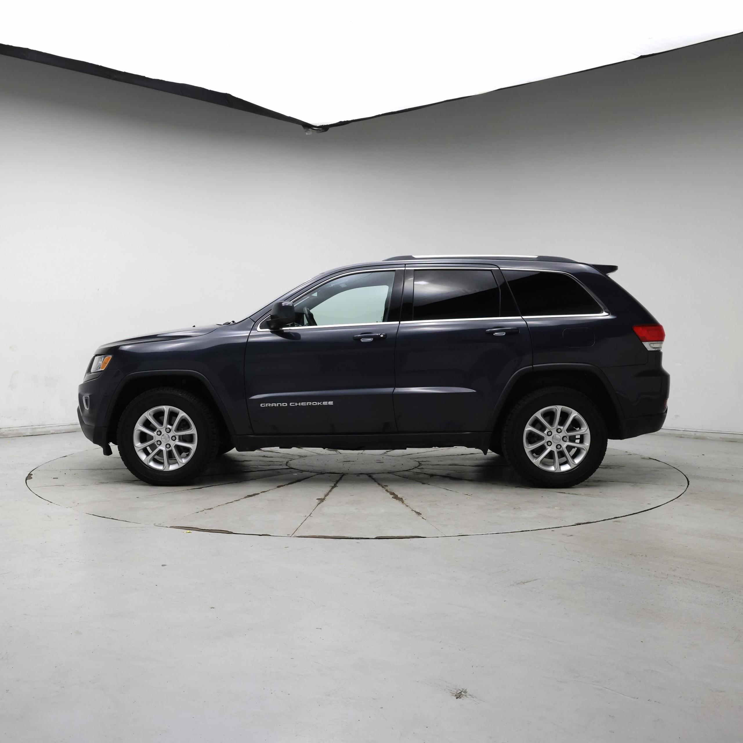 Thumbnail: 2015 Jeep Grand Cherokee - 3