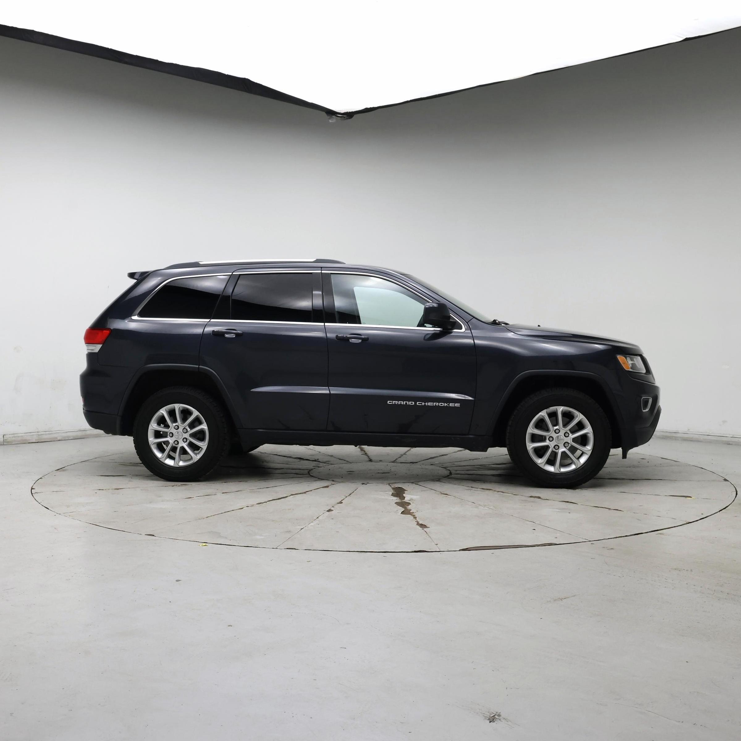 Thumbnail: 2015 Jeep Grand Cherokee - 7