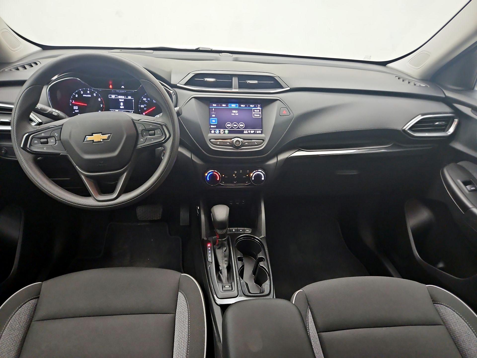 Thumbnail: 2023 Chevrolet TrailBlazer - 9