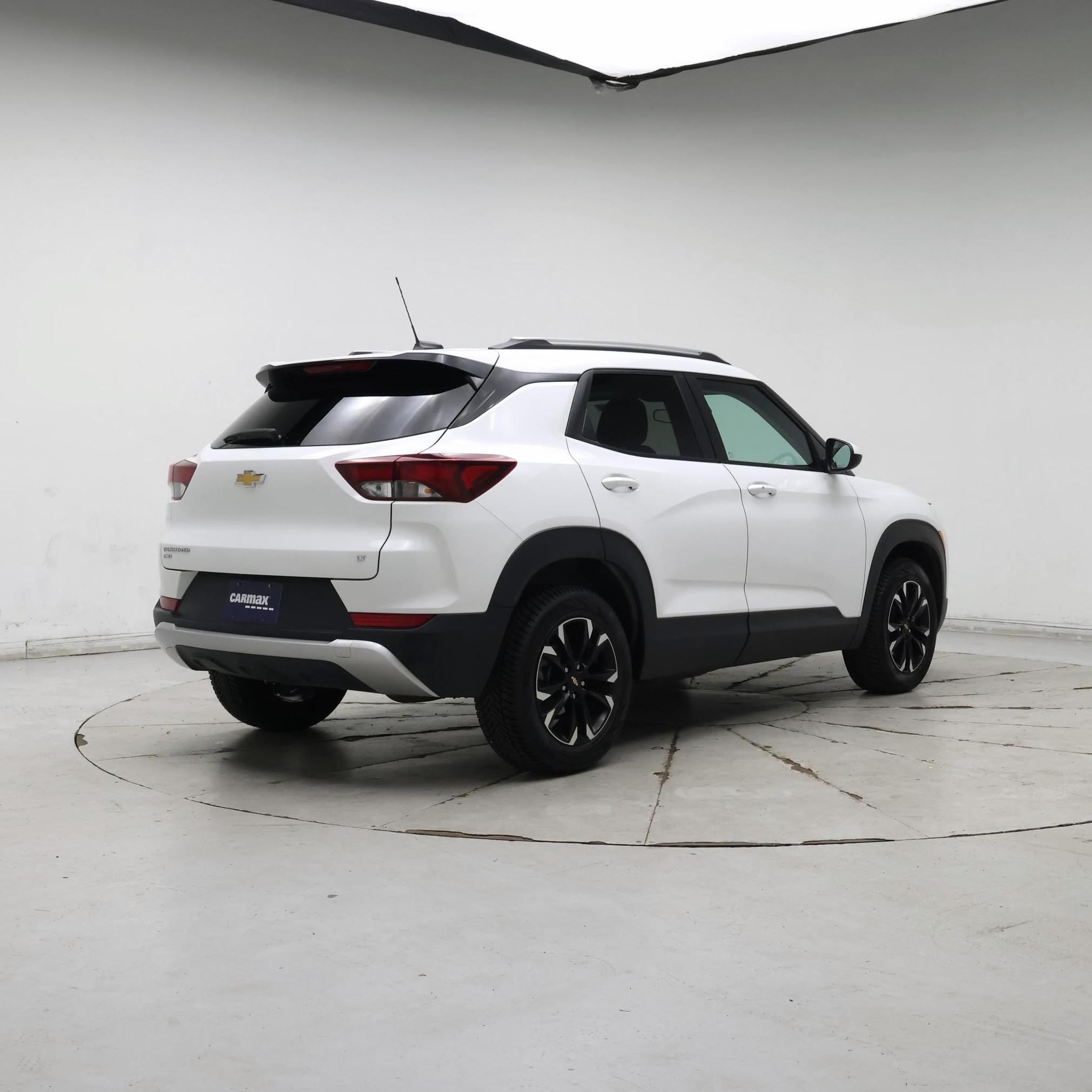 Thumbnail: 2023 Chevrolet TrailBlazer - 8