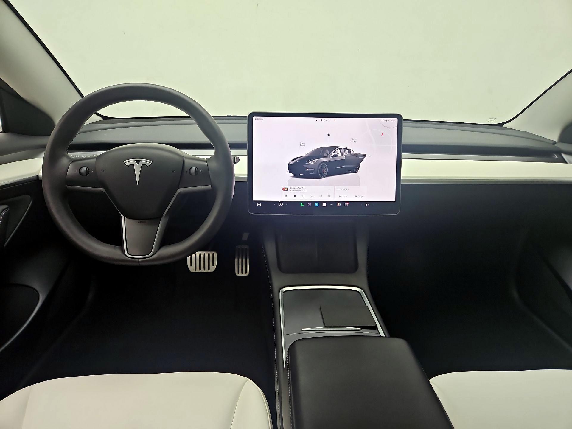 Thumbnail: 2023 Tesla Model 3 - 9