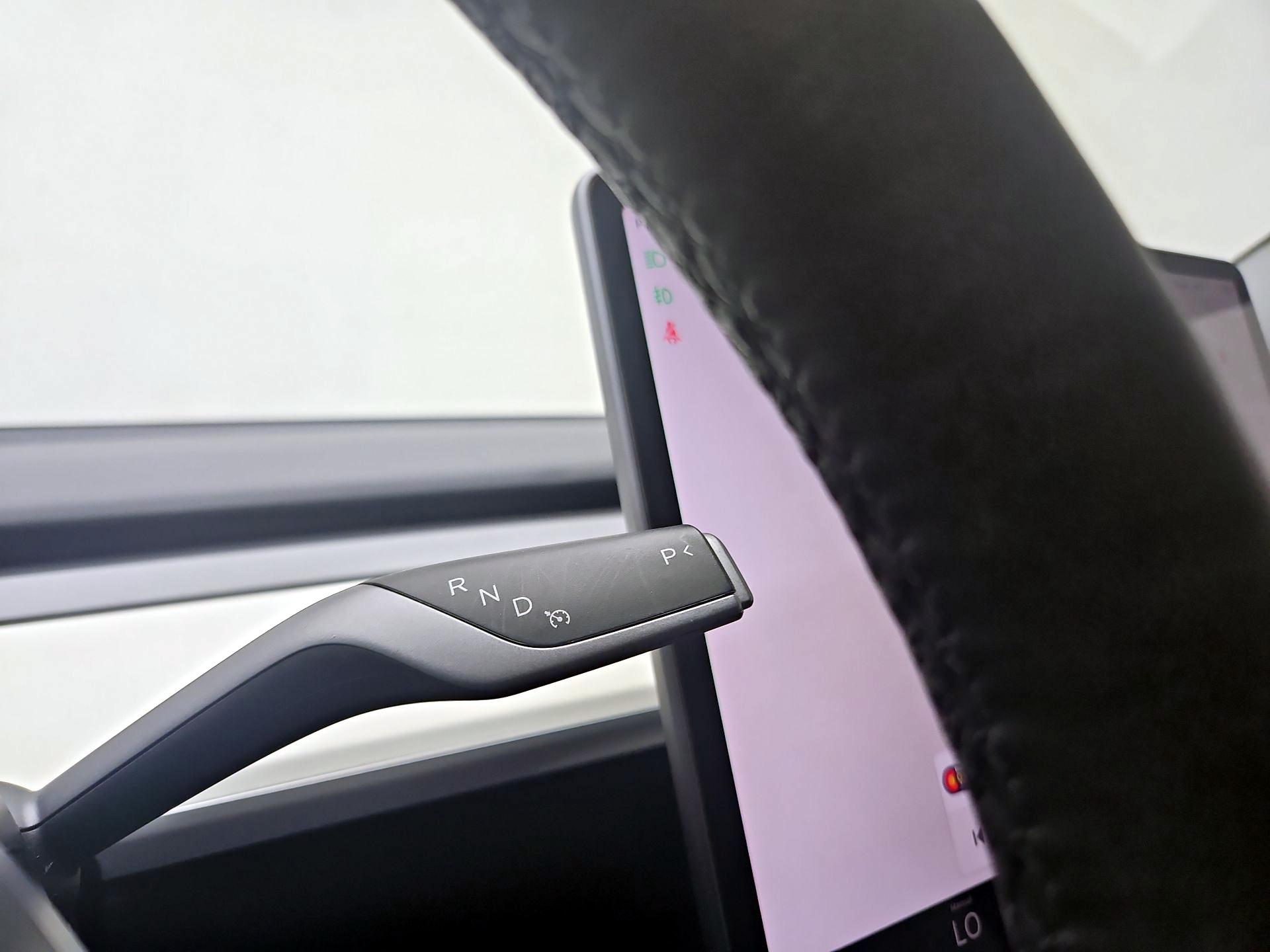 Thumbnail: 2023 Tesla Model 3 - 15
