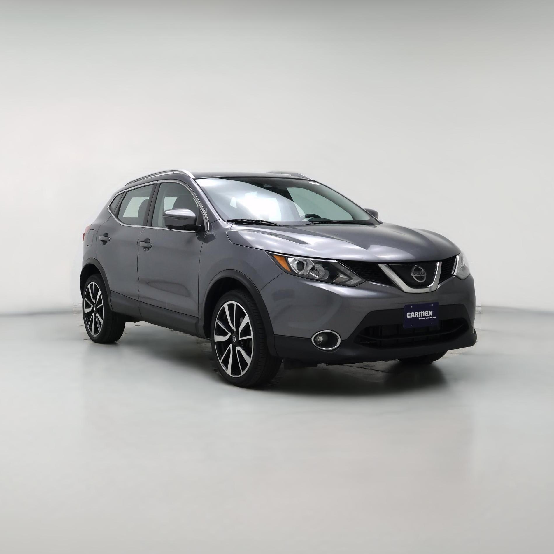 Thumbnail: 2019 Nissan Rogue Sport - 1