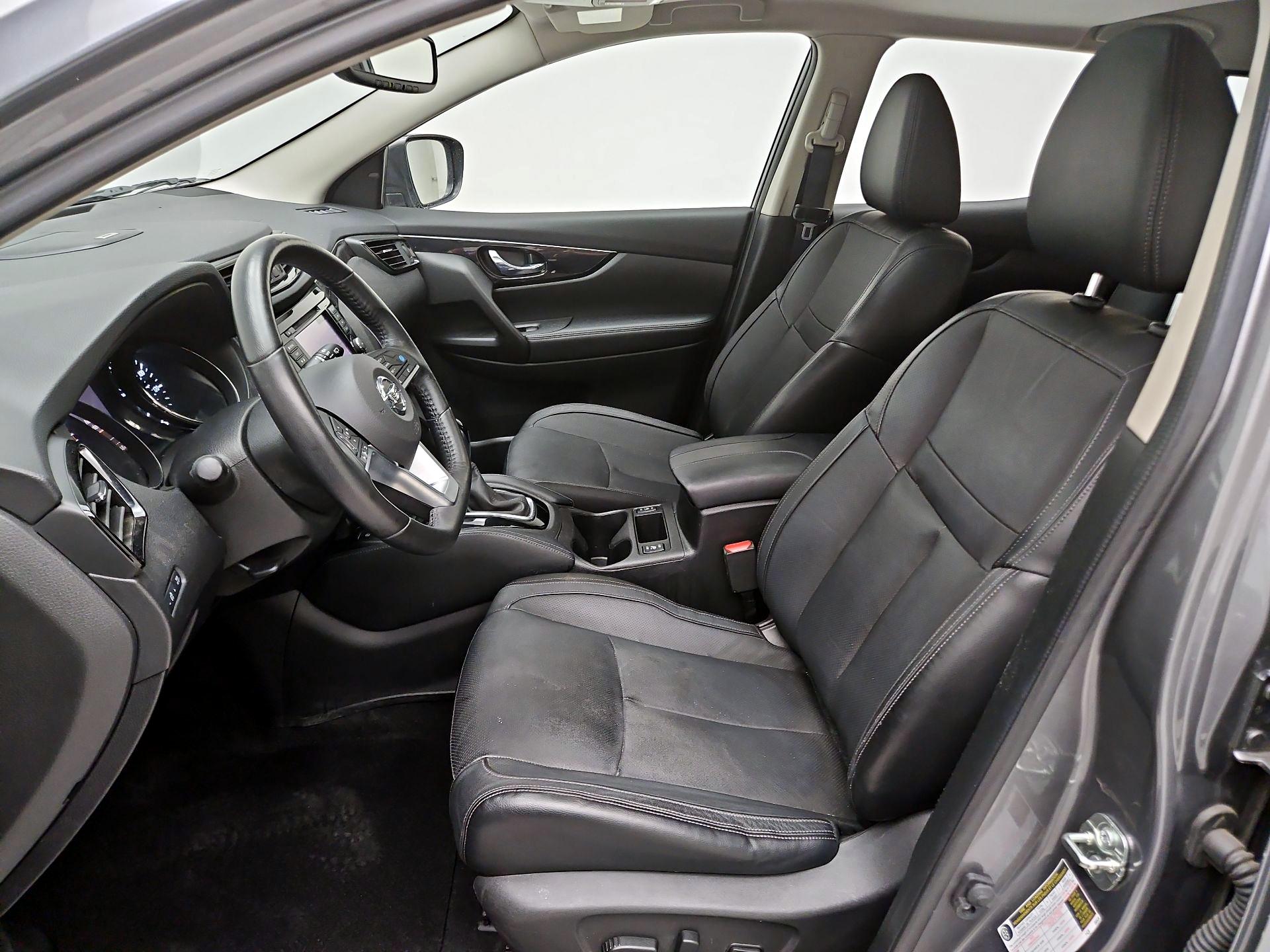 Thumbnail: 2019 Nissan Rogue Sport - 11