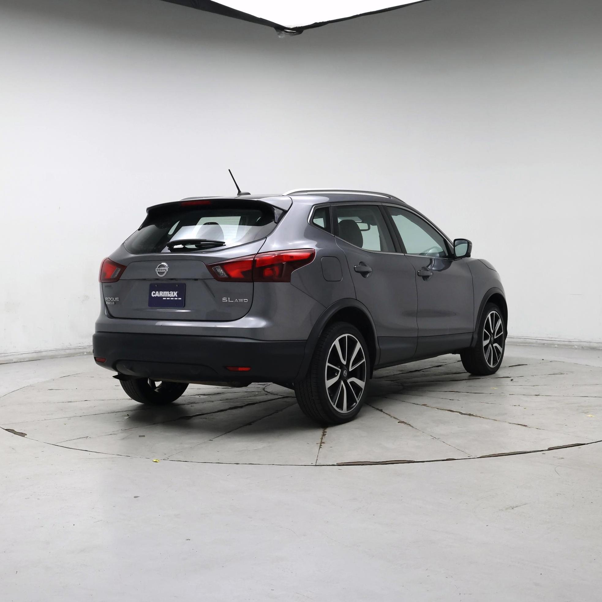 Thumbnail: 2019 Nissan Rogue Sport - 8