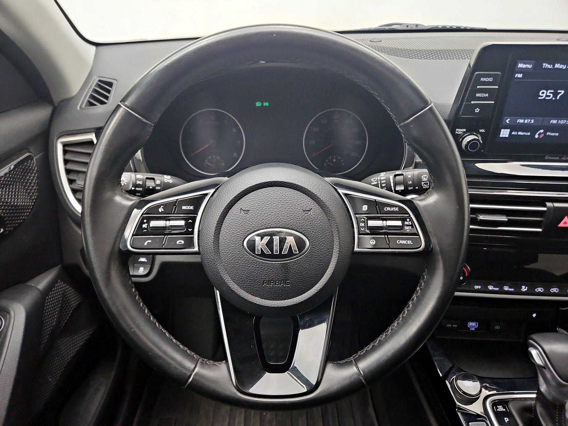 Thumbnail: 2021 Kia Seltos - 10