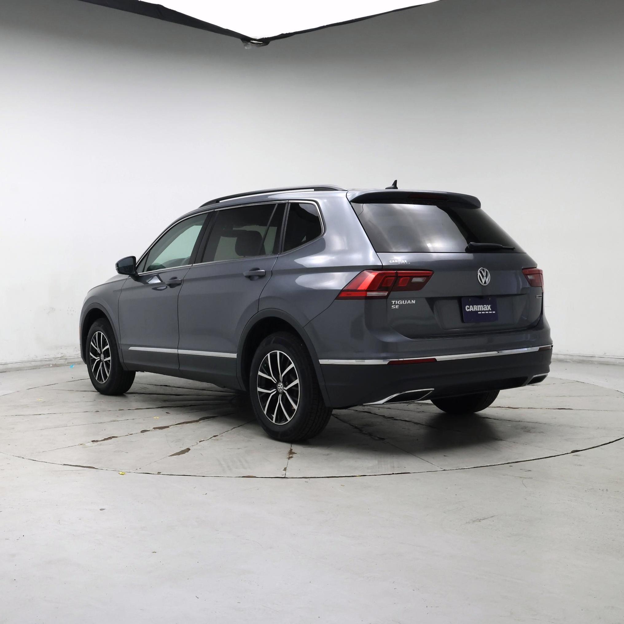 Thumbnail: 2021 Volkswagen Tiguan - 2