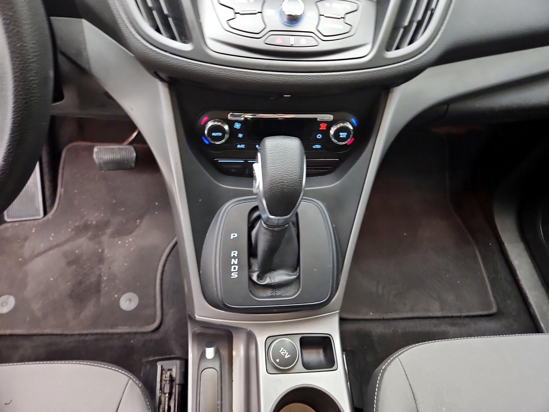 Thumbnail: 2016 Ford Escape - 16