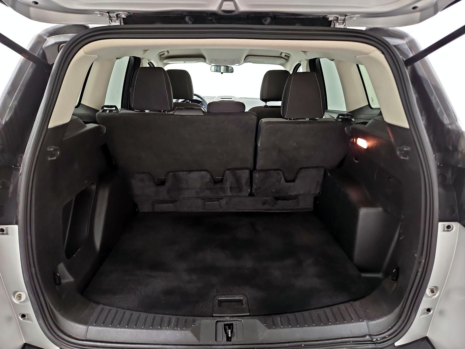 Thumbnail: 2016 Ford Escape - 19