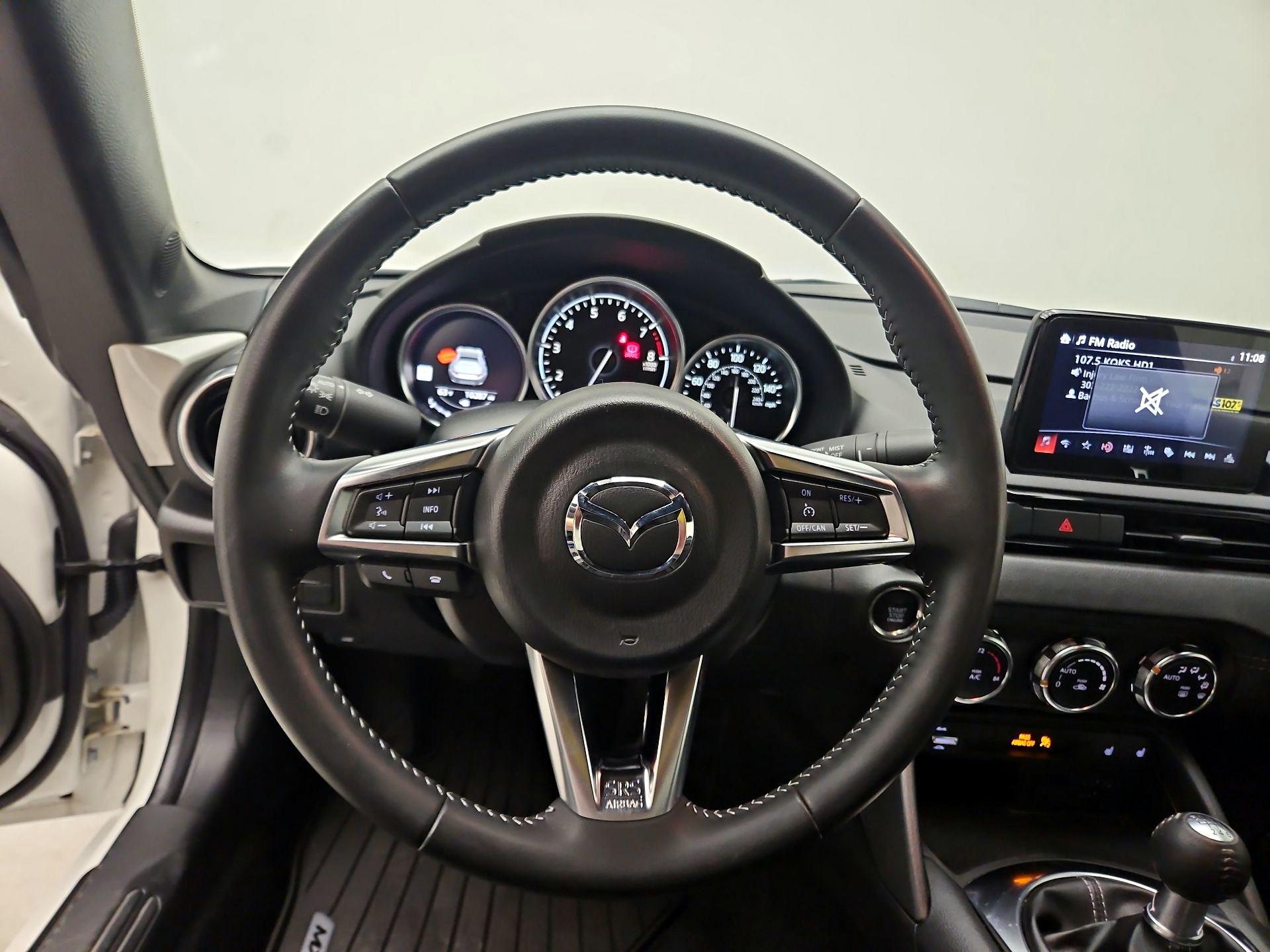Thumbnail: 2022 Mazda MX-5 Miata - 10